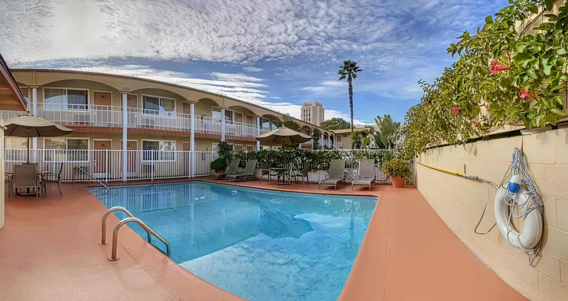 Pacific Inn and Suites-Convention Center-Gaslamp-Seaworld