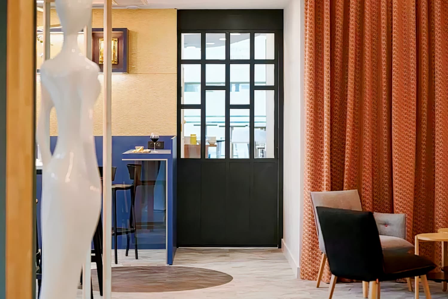 Seven Urban Suites Nantes Centre & Spa
