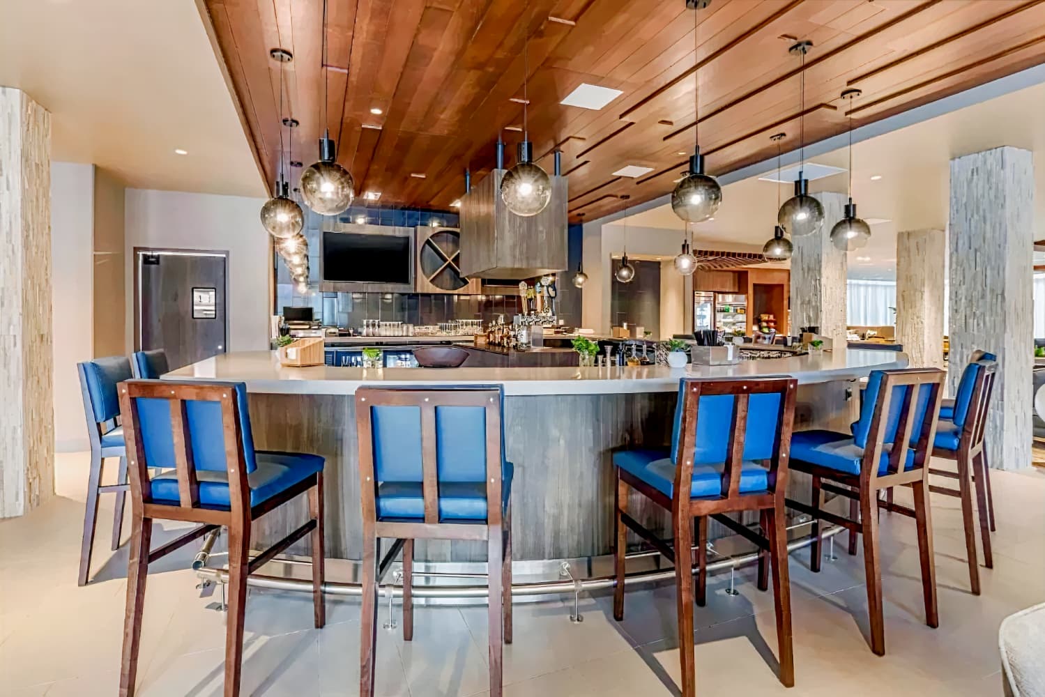 Cambria Hotel Milwaukee Downtown