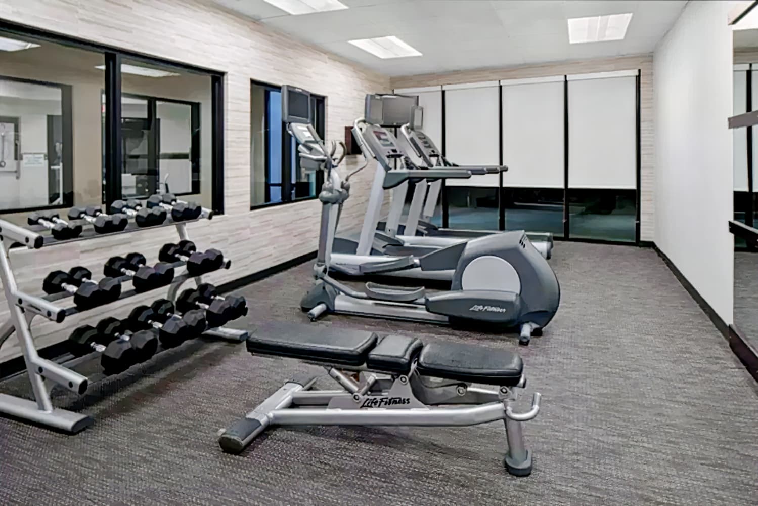 Courtyard by Marriott Raleigh North/Triangle Town Center