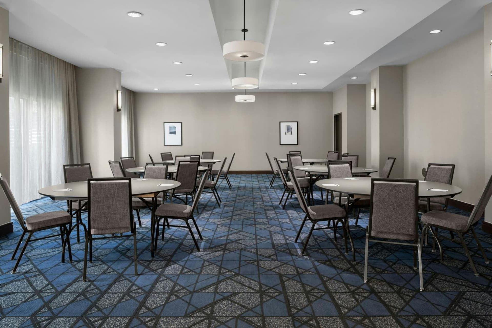 Courtyard by Marriott San Antonio Six Flags at The RIM