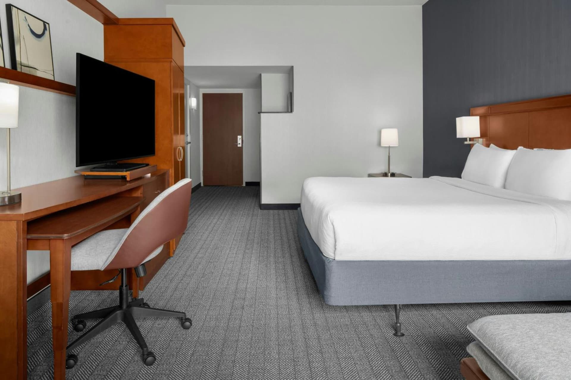 Courtyard by Marriott San Antonio Six Flags at The RIM