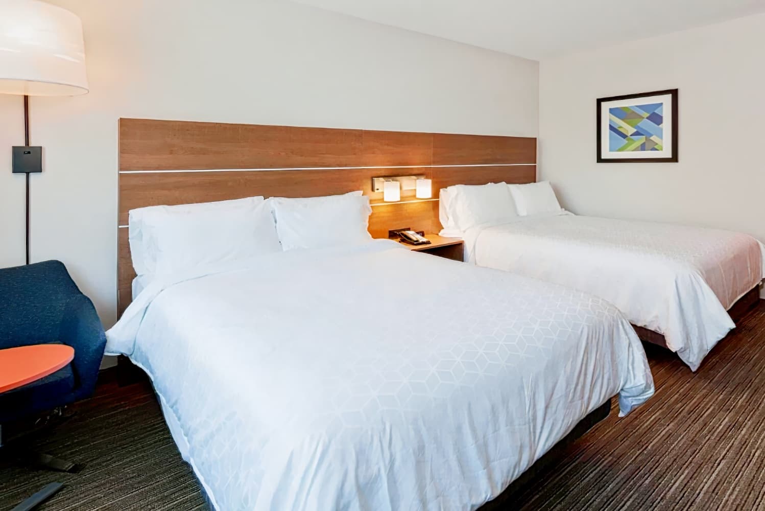 Holiday Inn Express & Suites - Fayetteville