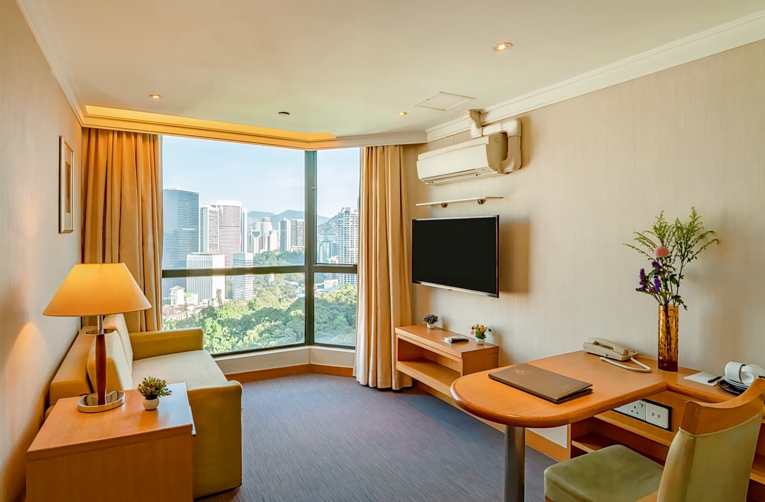 宏基國際賓館 ( Bishop Lei International House )