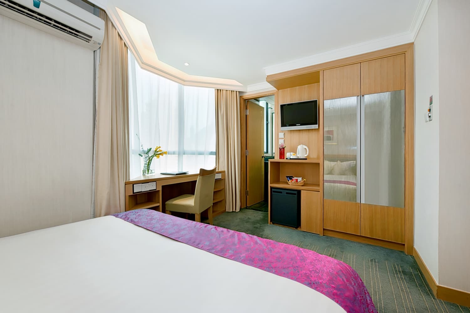 宏基國際賓館 ( Bishop Lei International House )