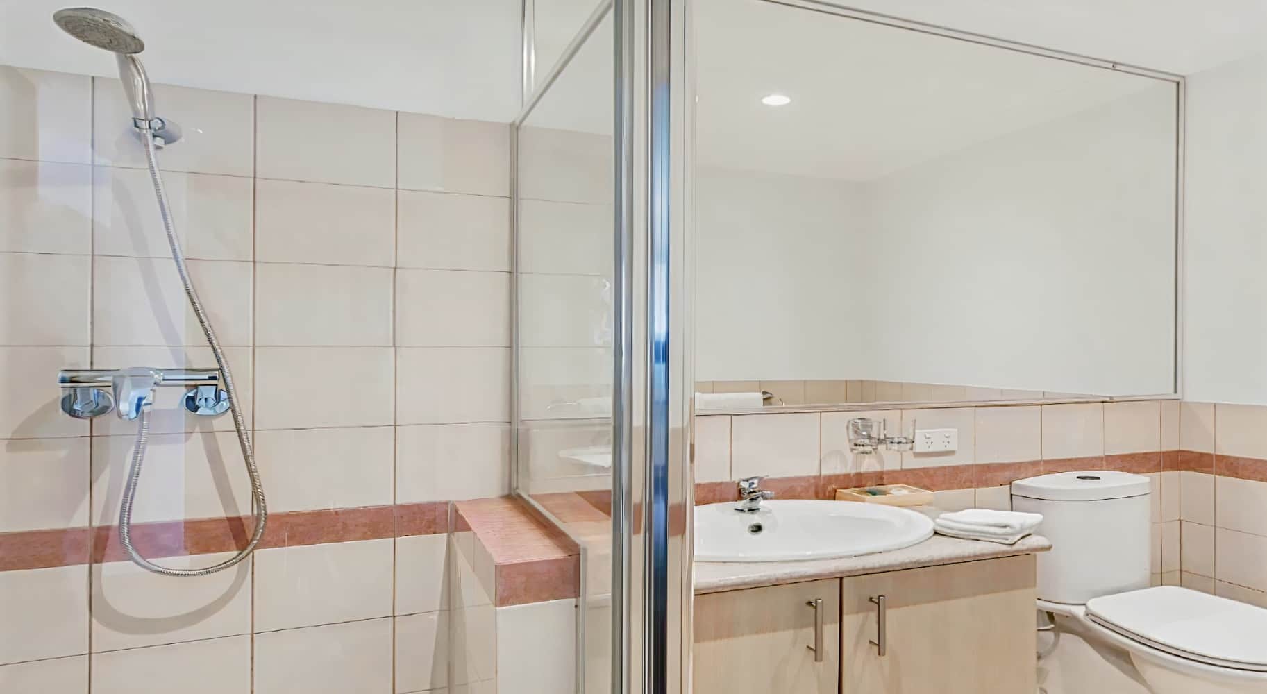 The Peninsula Riverside Serviced Apartments