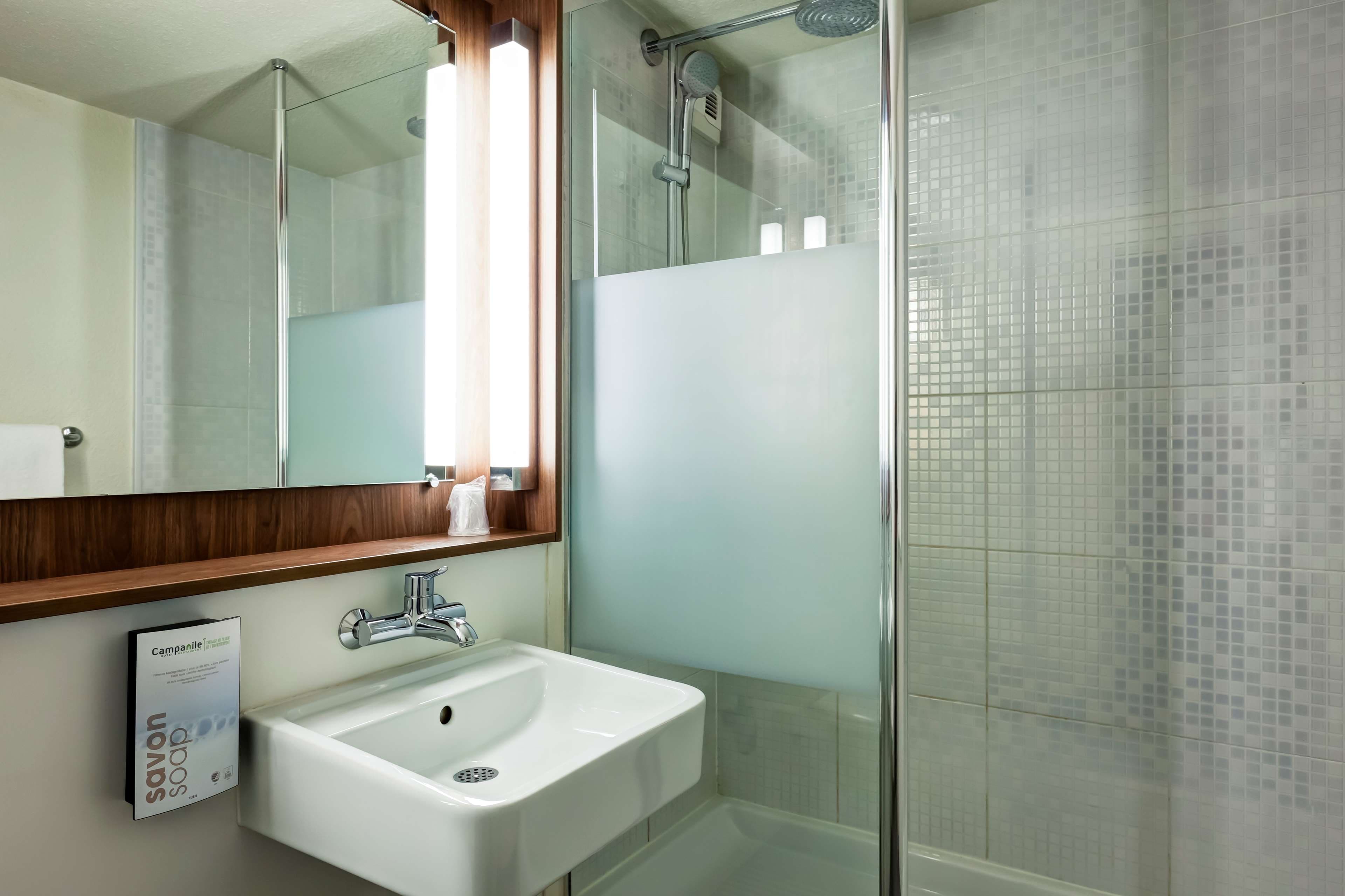 Campanile Evry Ouest - Corbeil Essonnes