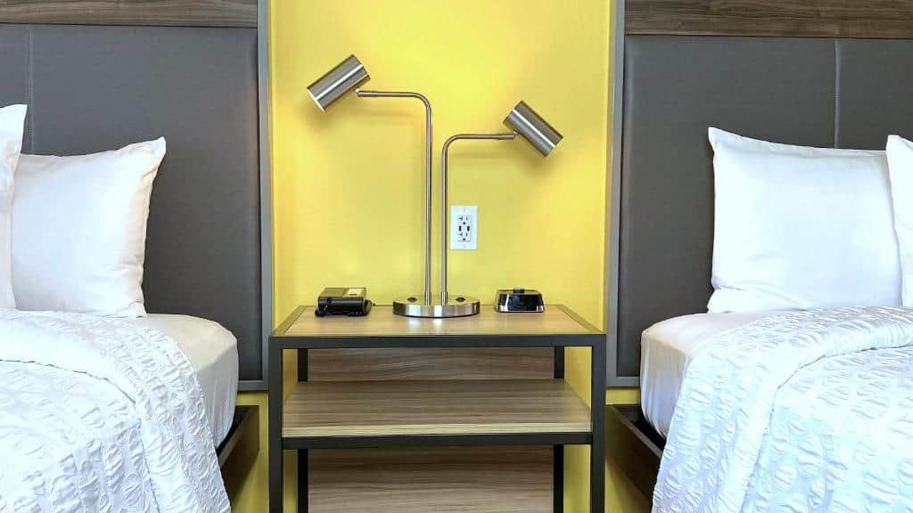 Tru by Hilton - Baltimore Harbor East