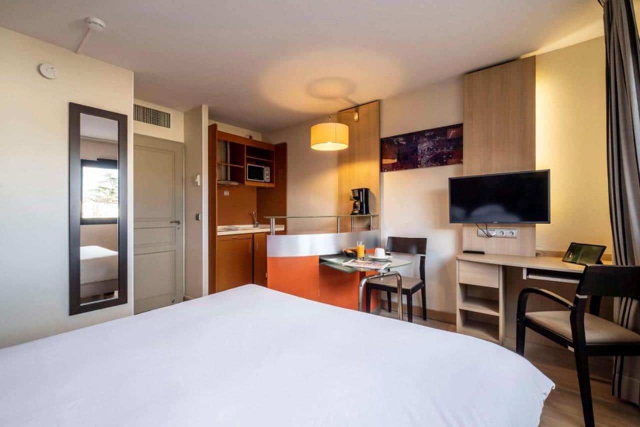 Clarion Aparthotel Toulouse Blagnac Airport