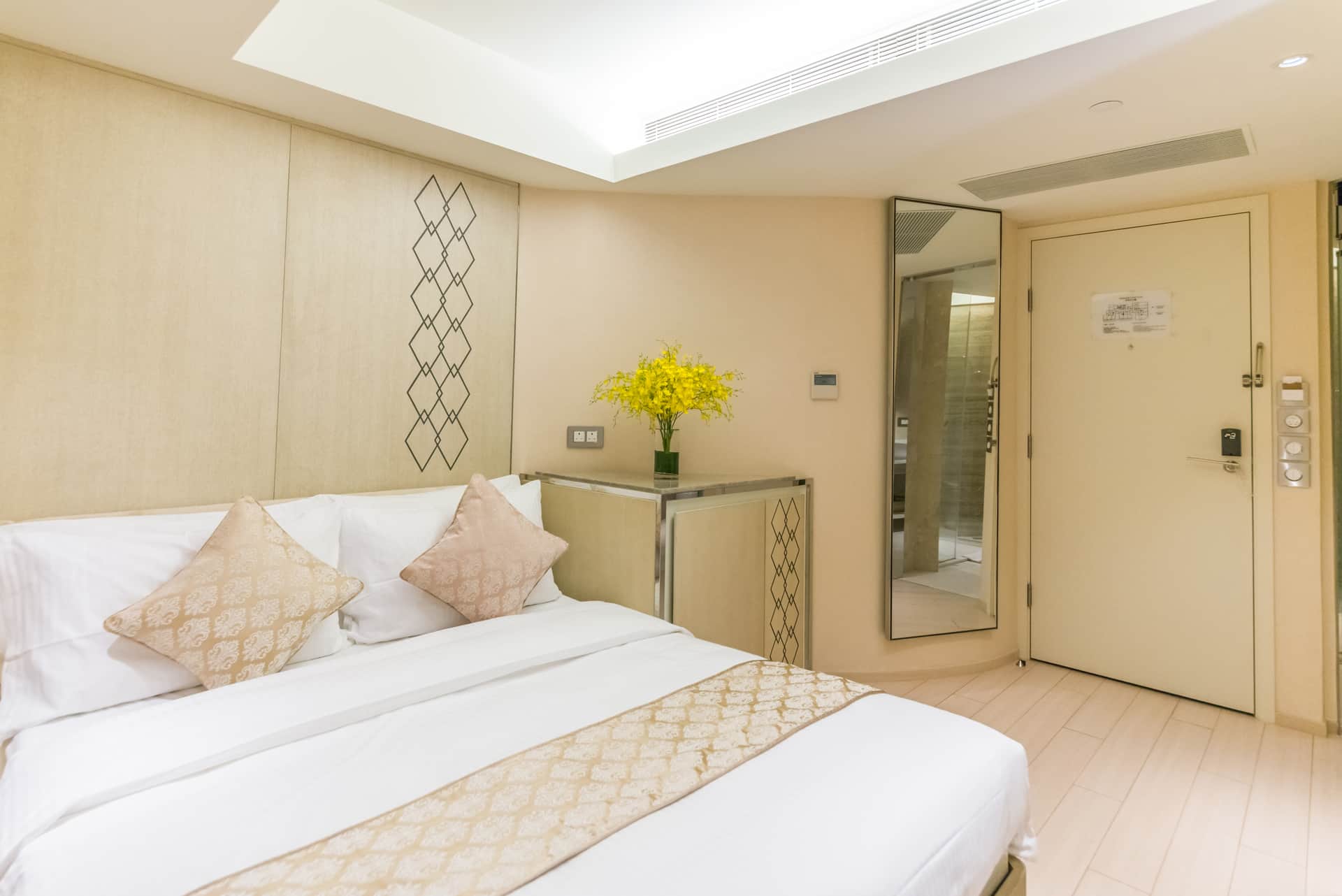 寶御酒店 ( Hotel Pravo Hong Kong )