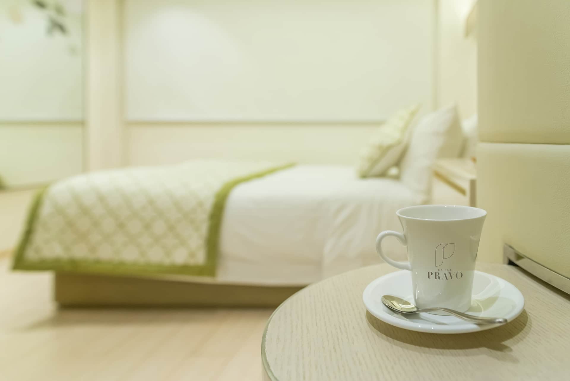 寶御酒店 ( Hotel Pravo Hong Kong )