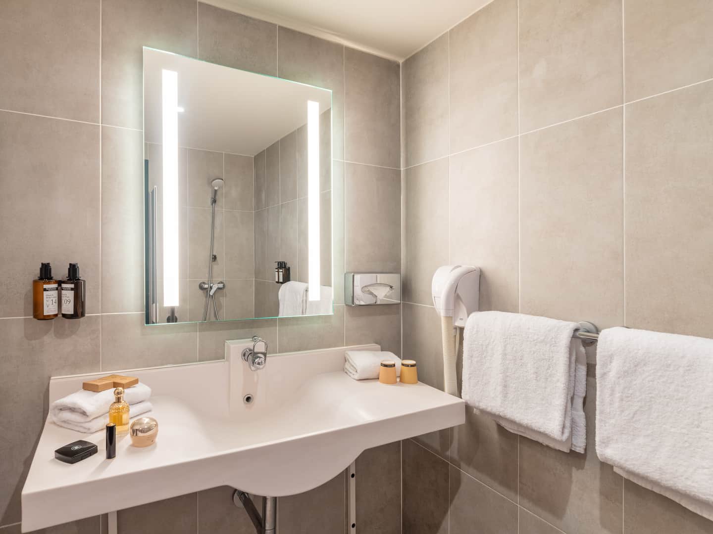 B&B HOTEL Lyon Nord