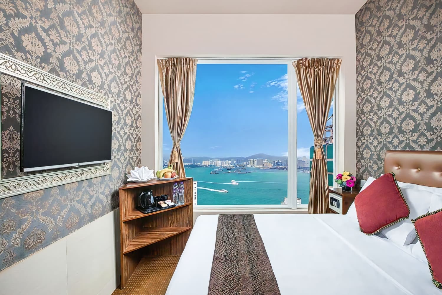 華美達海景酒店 ( Ramada Hong Kong Harbour View )