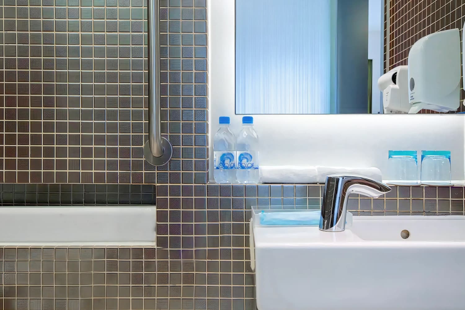 香港九龍東智選假日酒店 ( Holiday Inn Express Hong Kong Kowloon East )