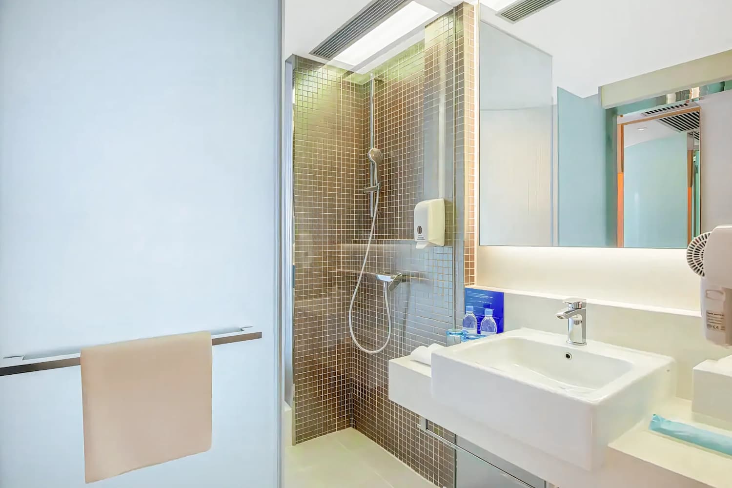 香港九龍東智選假日酒店 ( Holiday Inn Express Hong Kong Kowloon East )