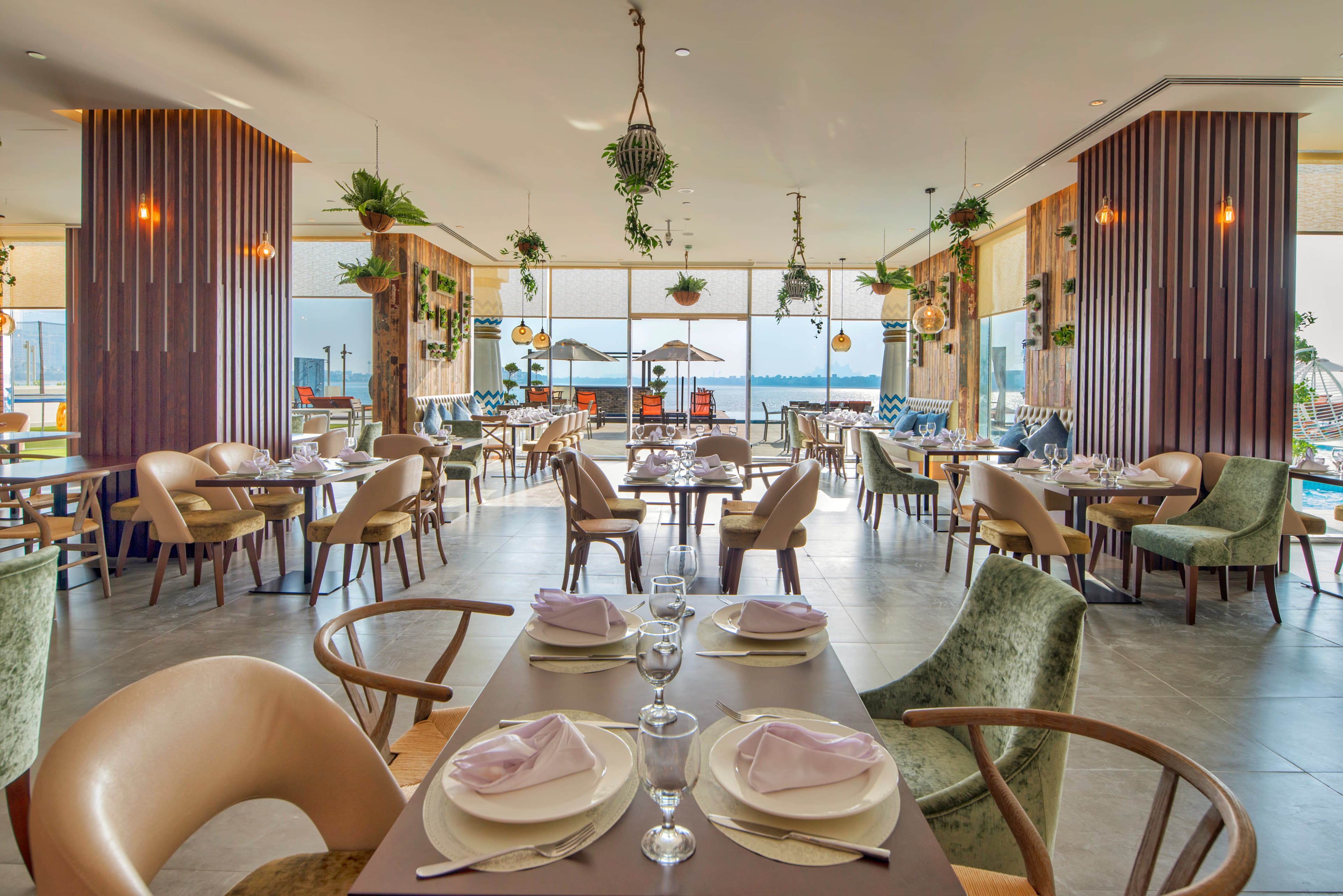 Royal Central Hotel and Resort The Palm