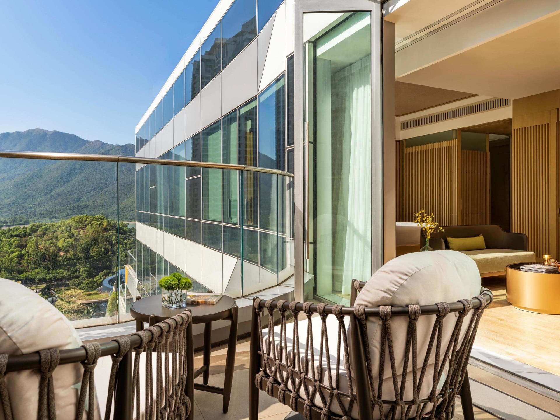 香港銀樾美憬閣精選酒店 ( The Silveri Hotel Hong Kong – MGallery Collection )