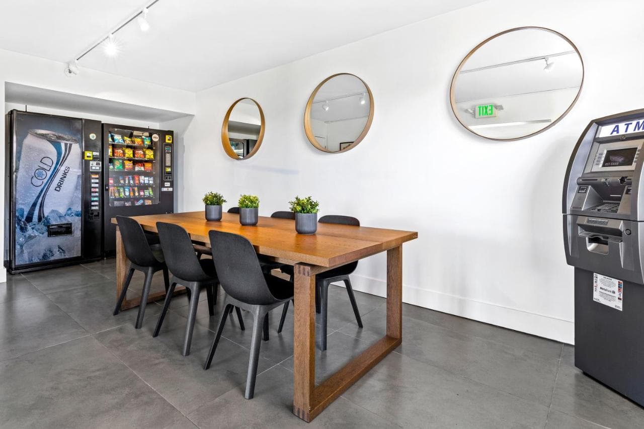 Travelodge by Wyndham Orlando Lake Buena Vista South