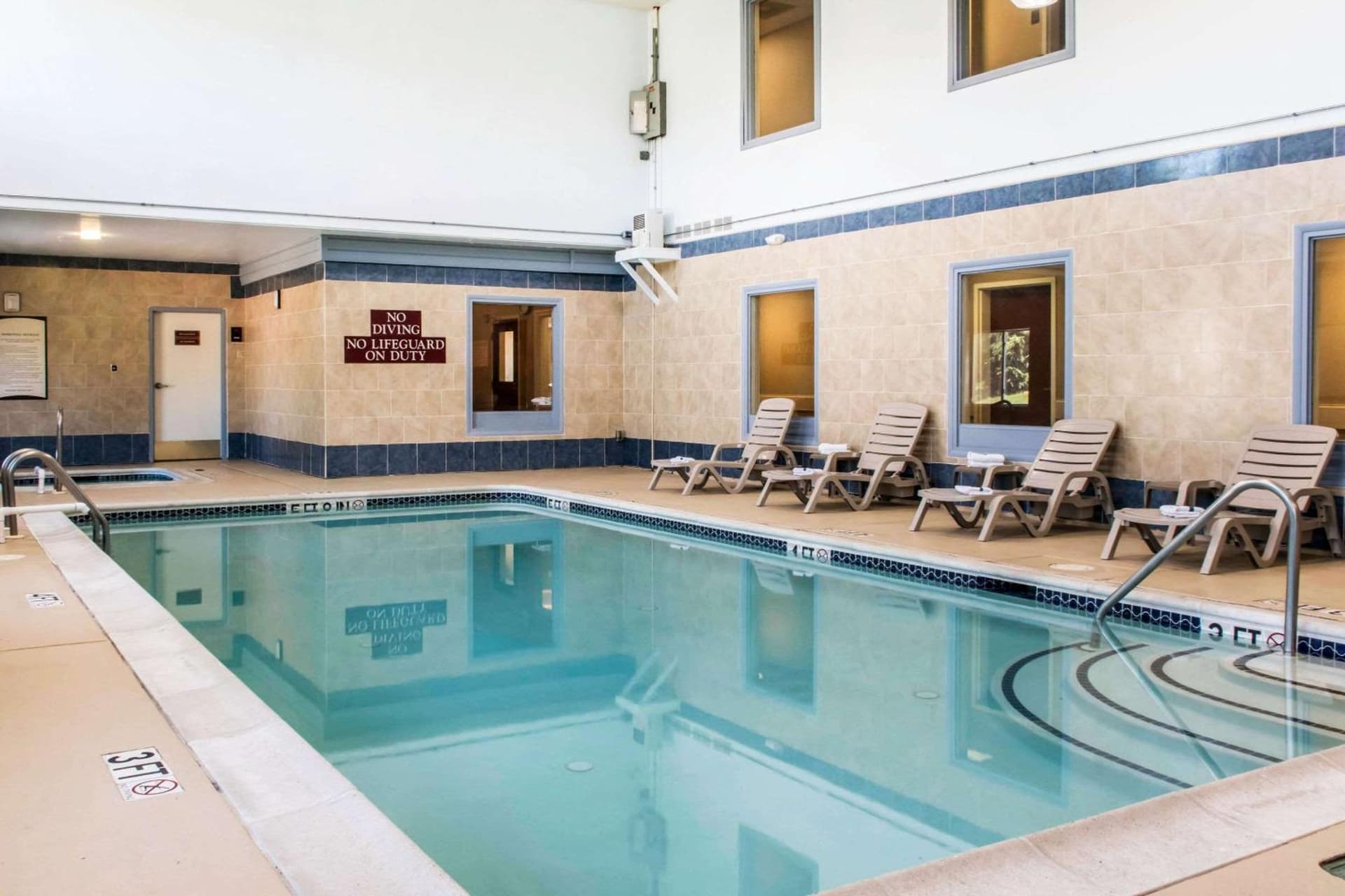 Comfort Inn Lancaster County