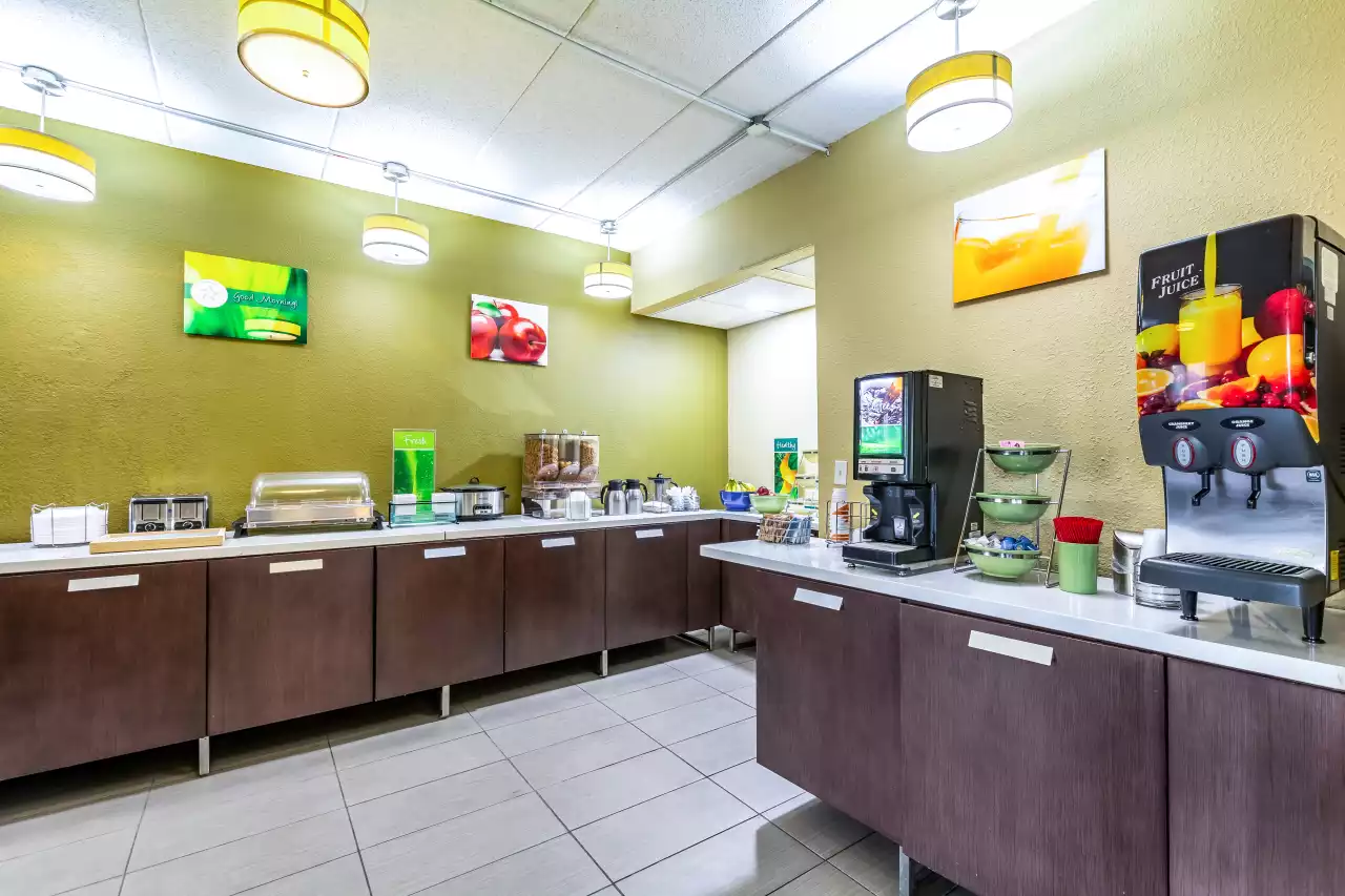 Quality Inn & Suites Southport