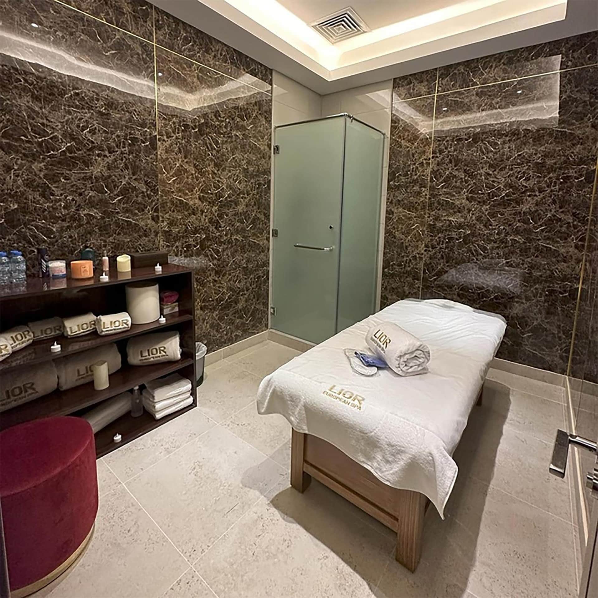 Grand Kingsgate Waterfront Hotel by Millennium
