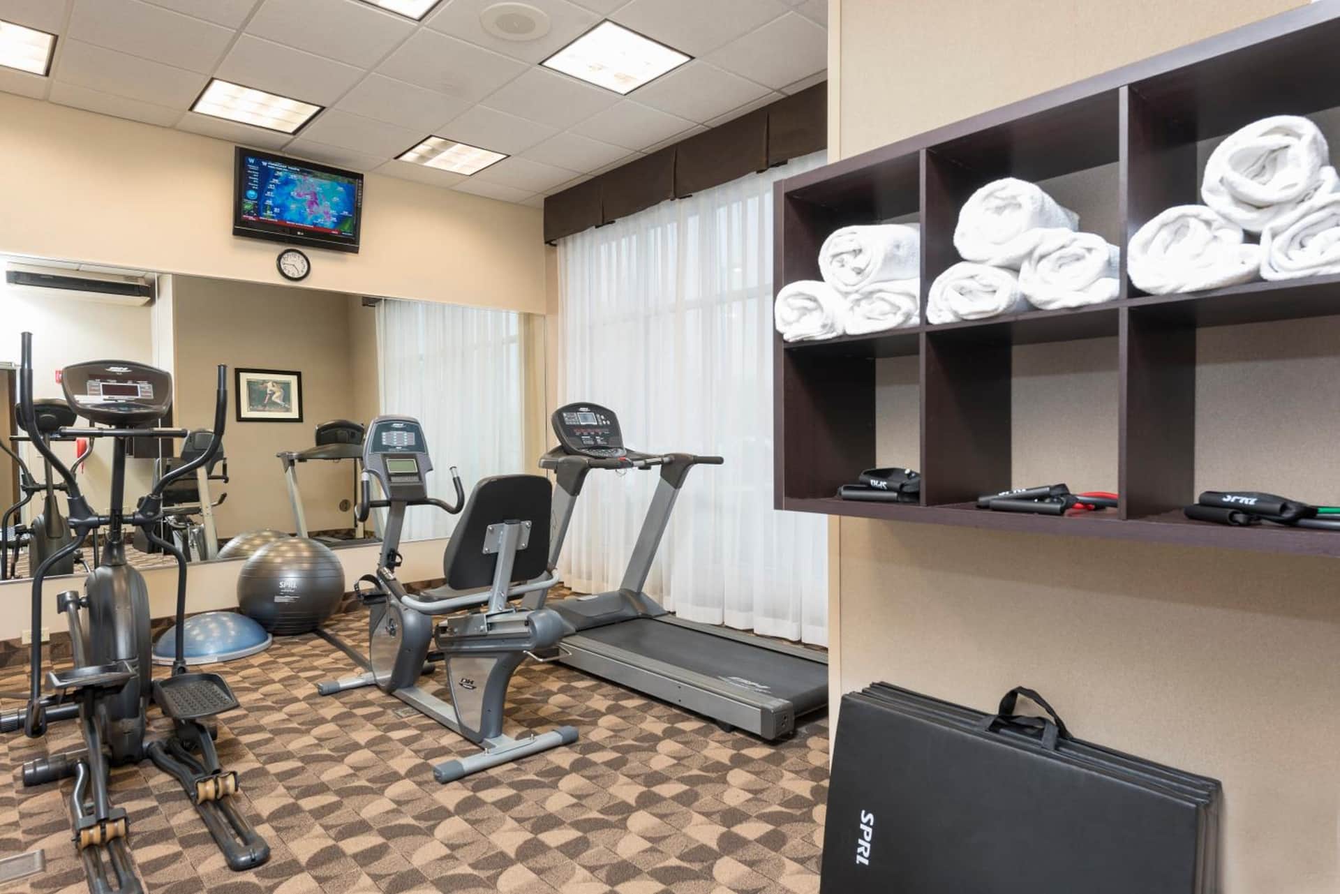 Holiday Inn Aurora North - Naperville, an IHG Hotel