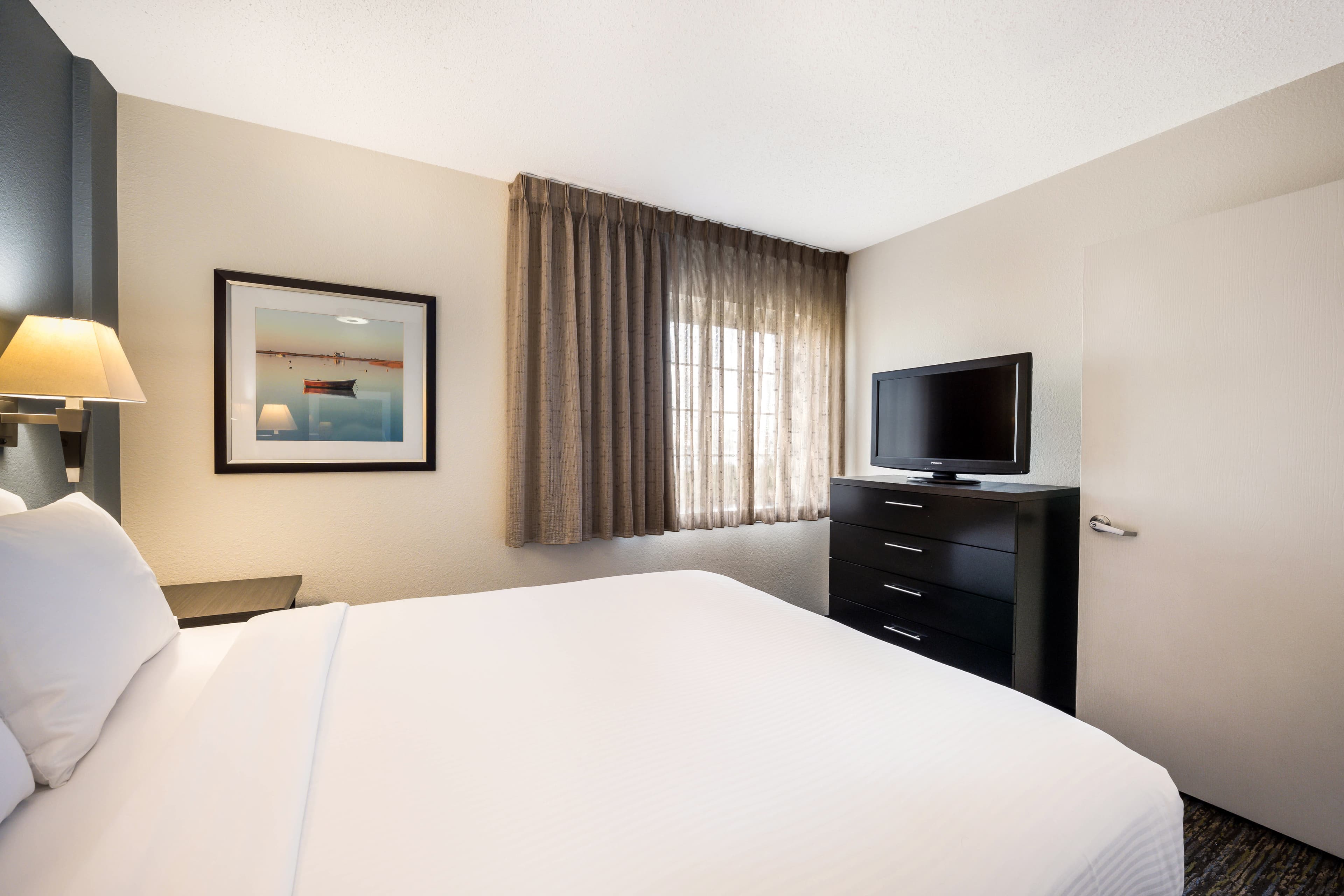 Sonesta Simply Suites Baltimore BWI Airport