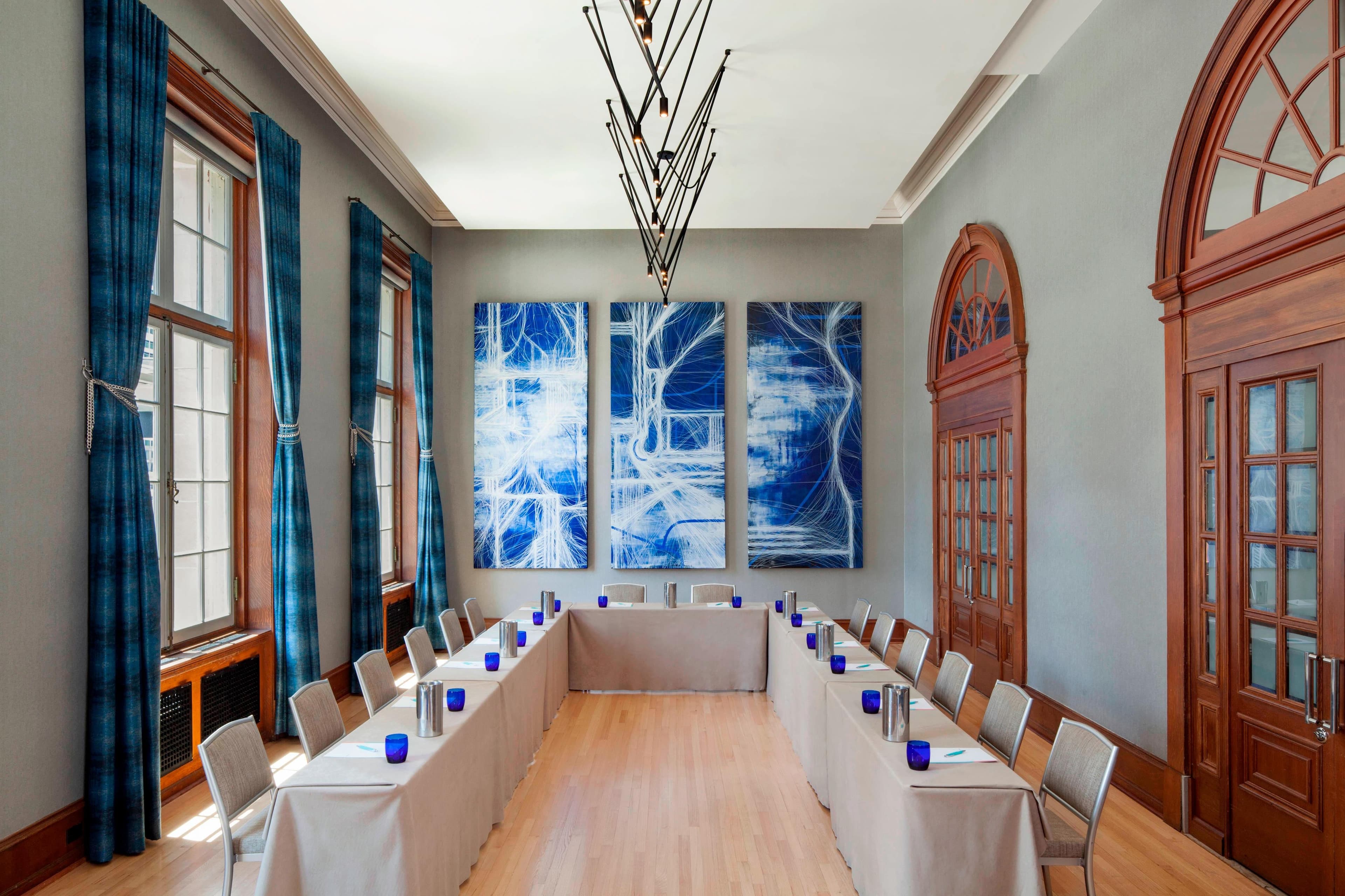 Courtyard by Marriott Philadelphia Downtown