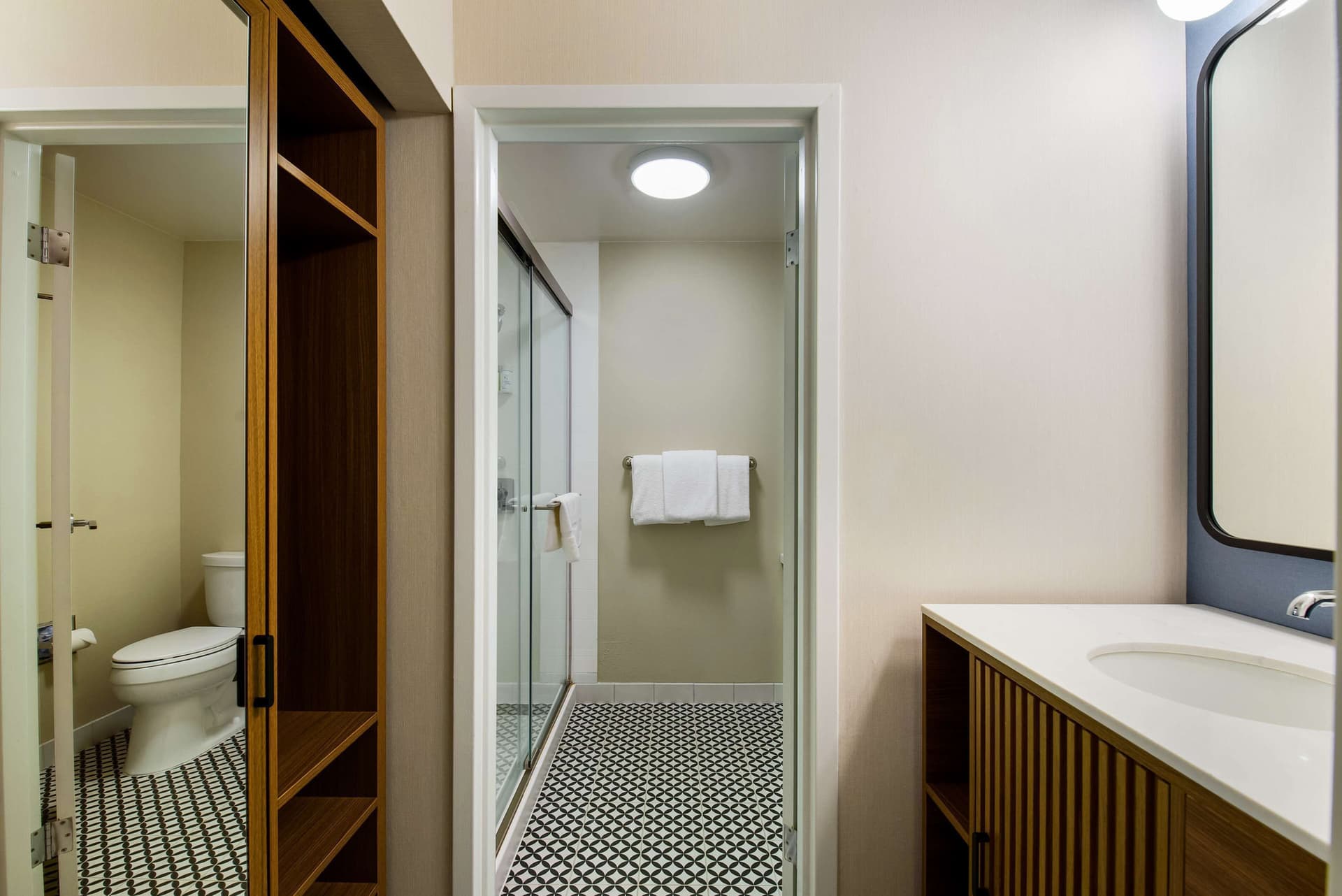 Sonesta Select Philadelphia Airport