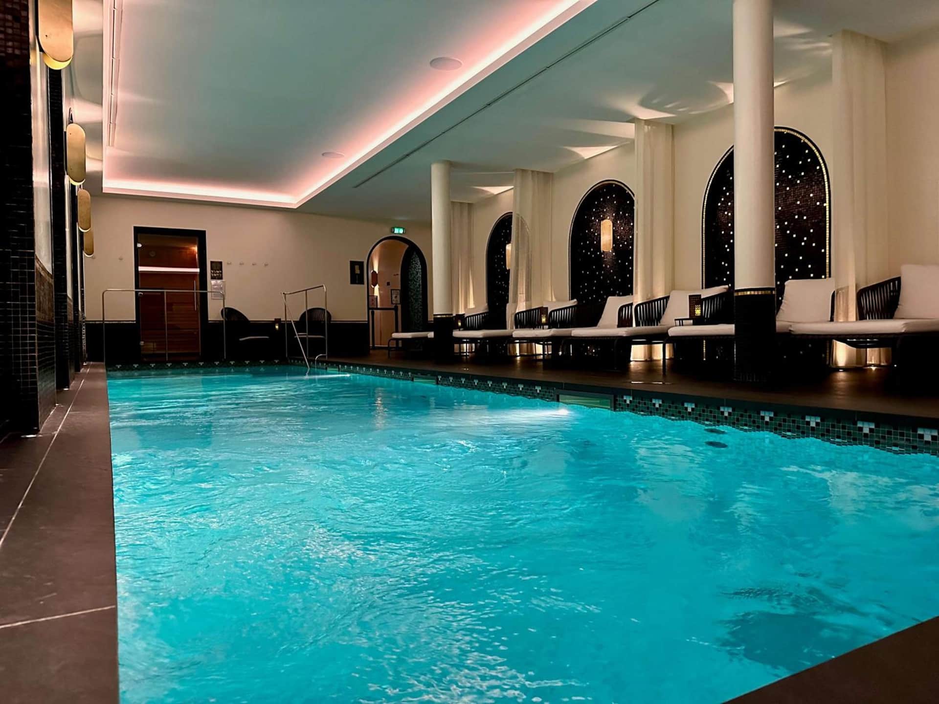 Best Western Plus Crystal, Hôtel, Bar & Spa