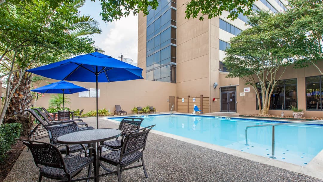 Doubletree By Hilton Houston Medical Center Hotel & Suites