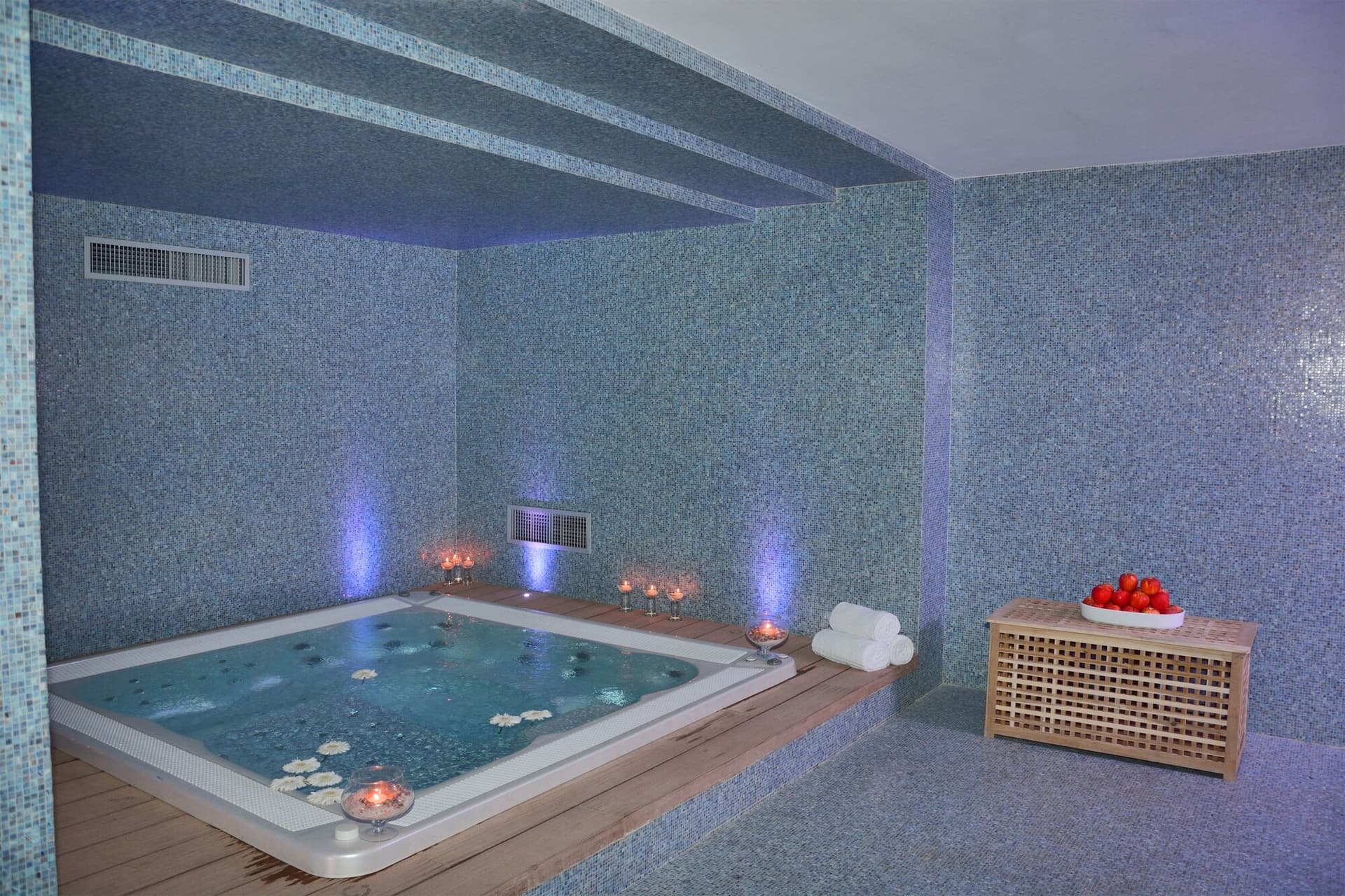 Hellenia Yachting Hotel & SPA