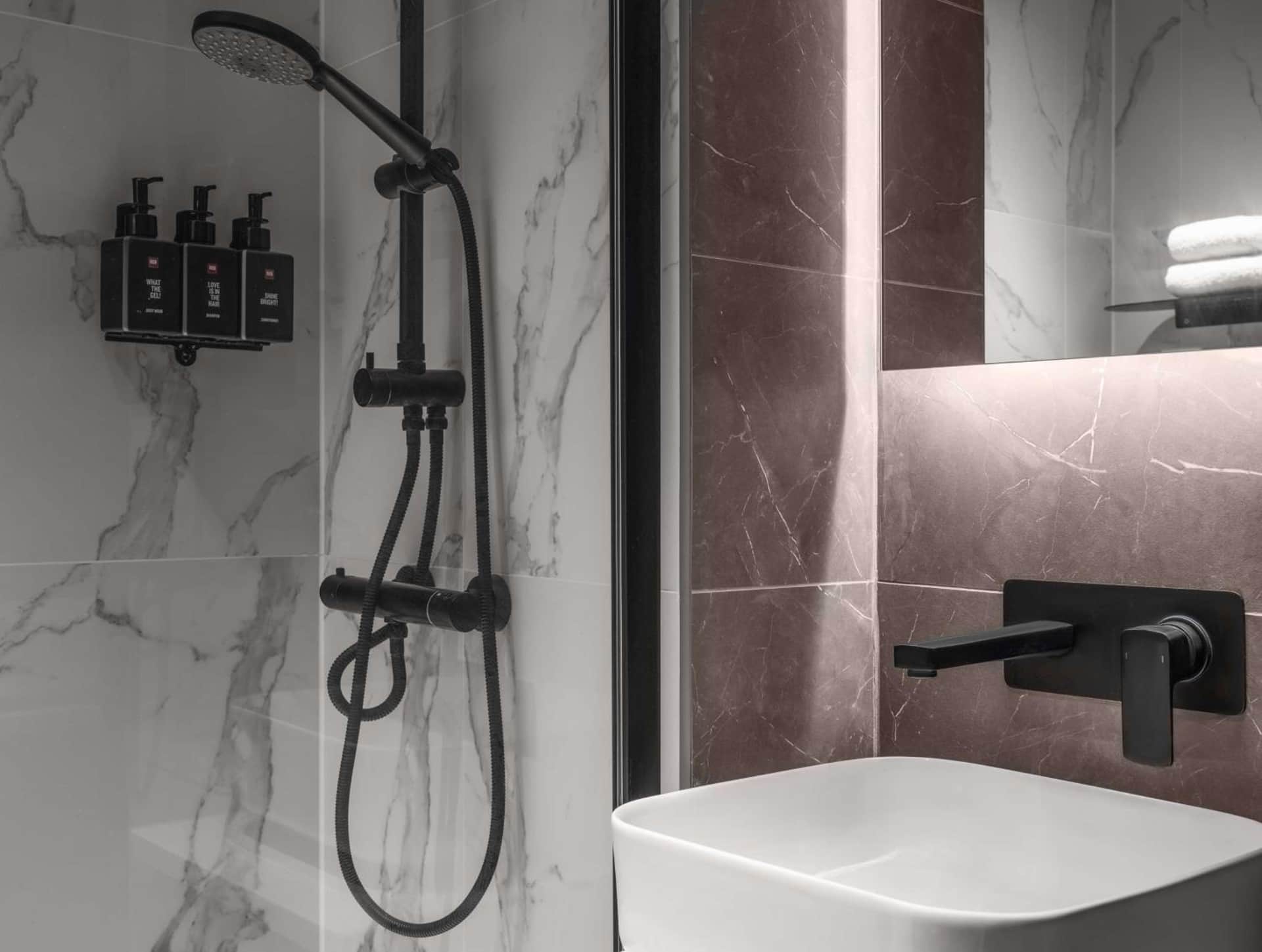Radisson RED London Gatwick Airport