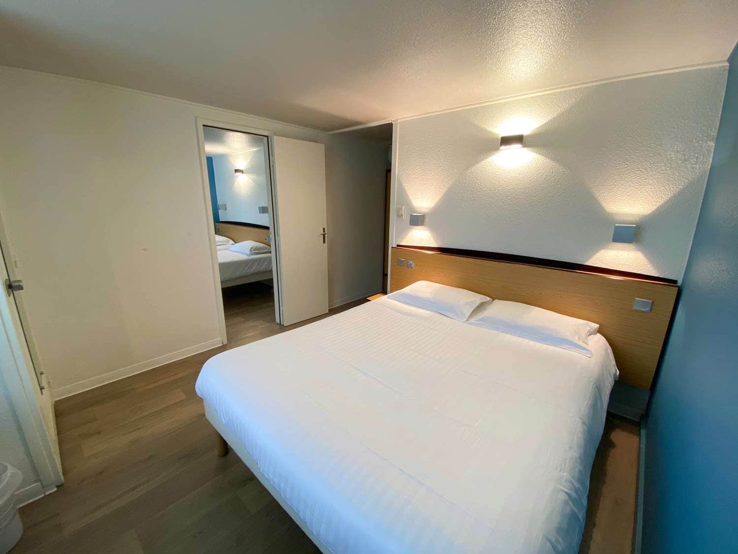 Kyriad Direct Roanne Hôtel