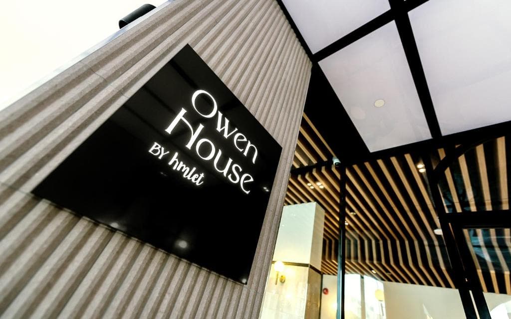Owen House by Hmlet