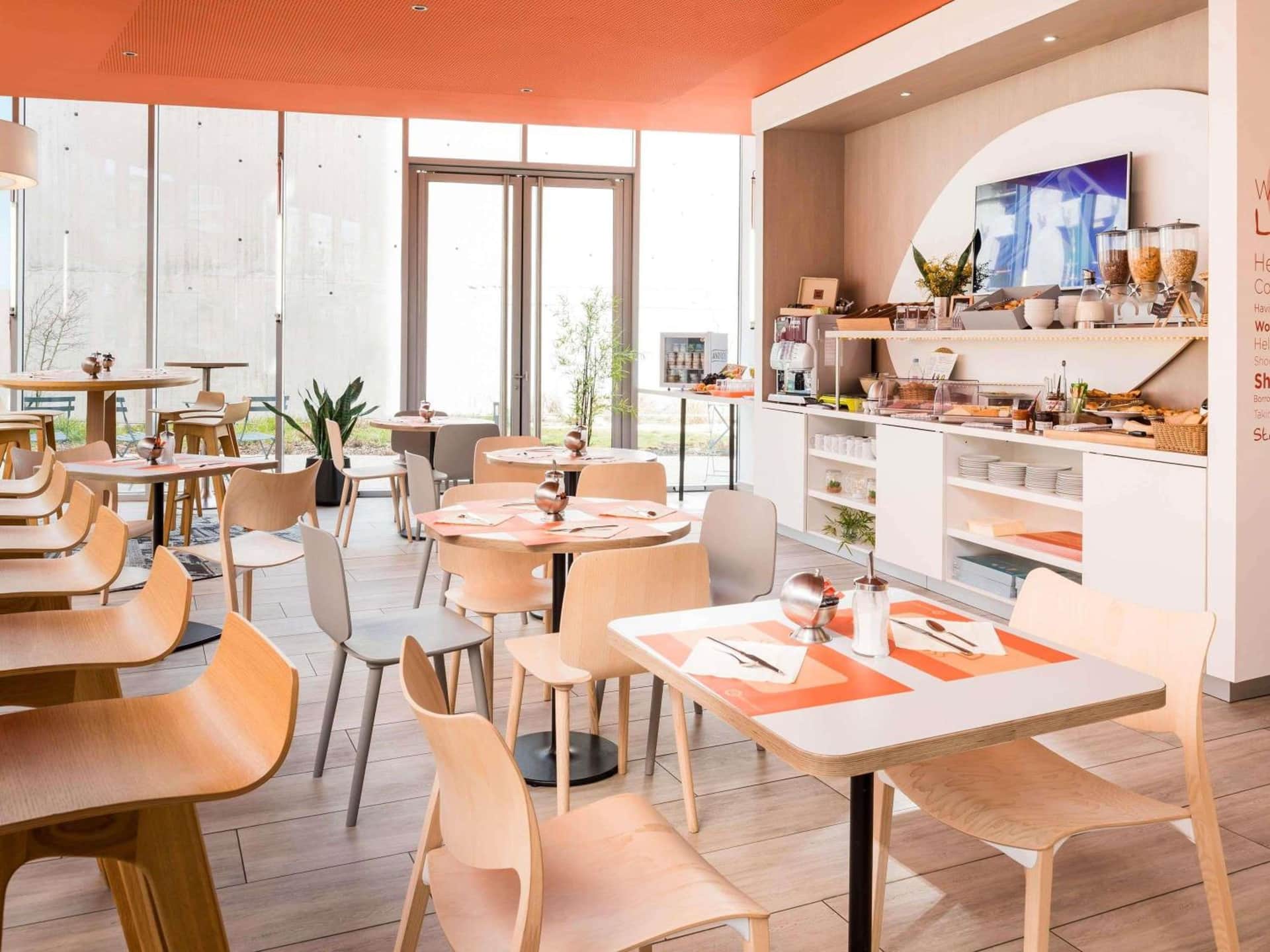 Aparthotel Adagio Access Paris Massy Gare TGV