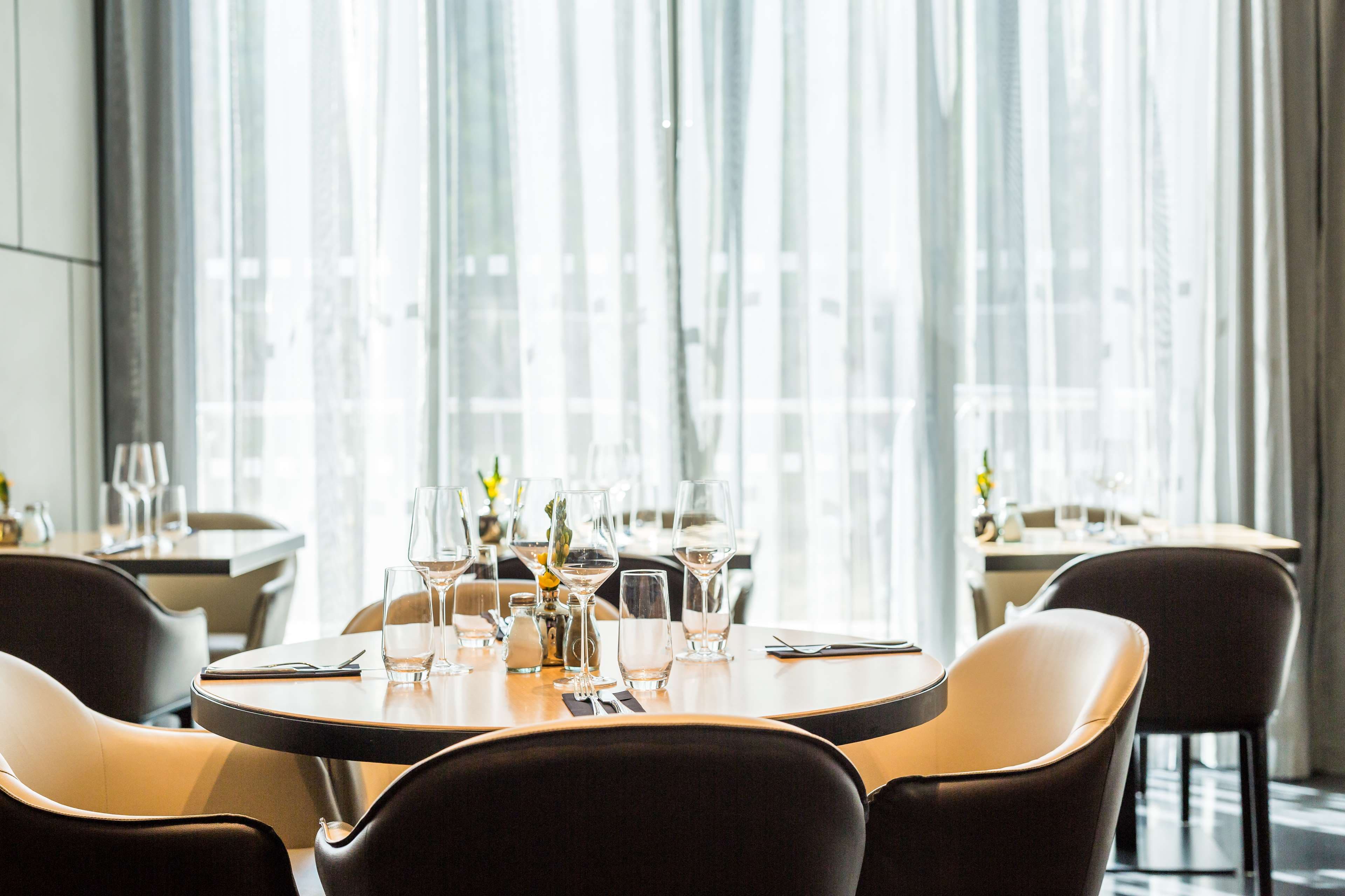 Park Plaza London, Park Royal