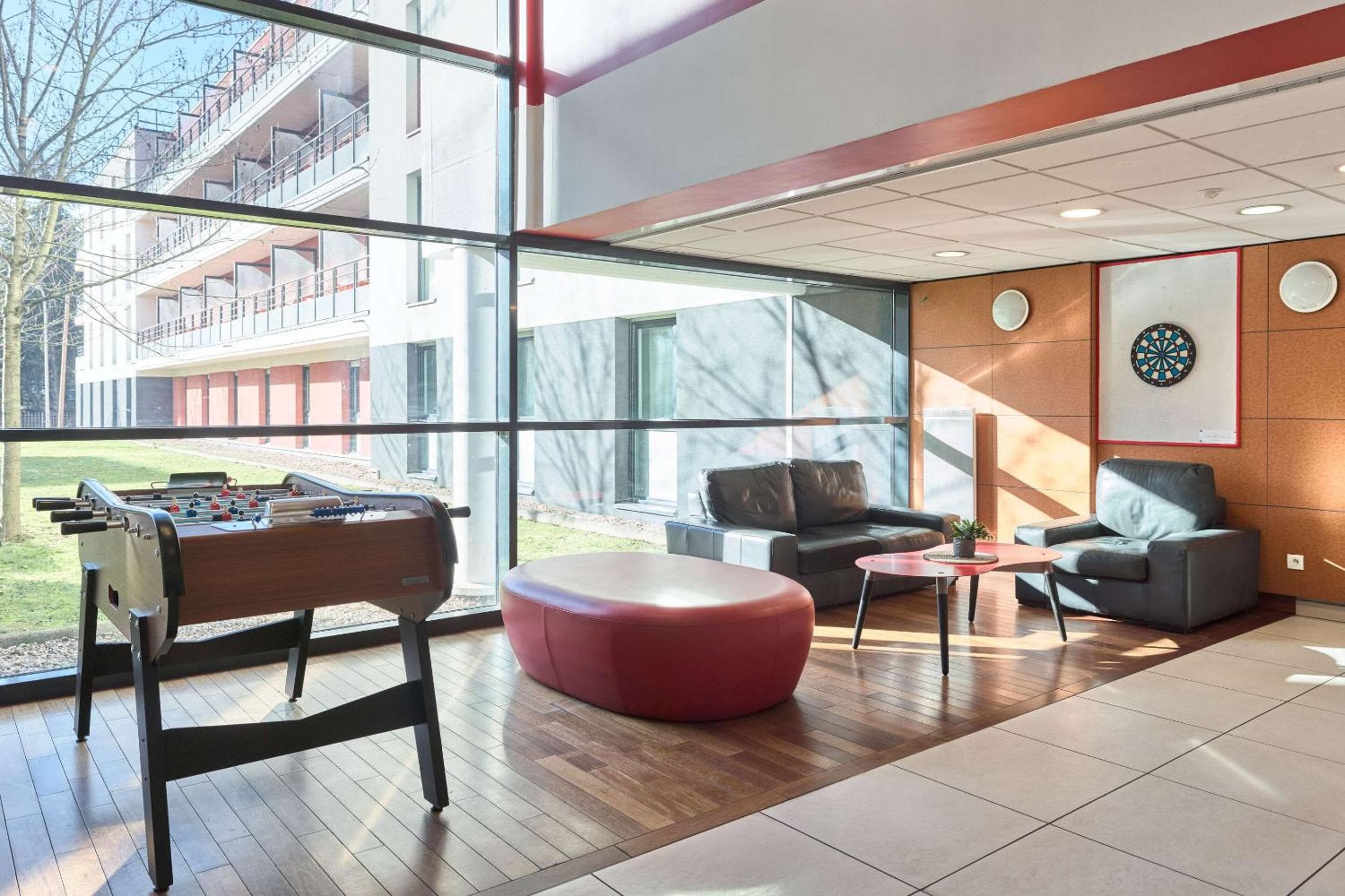 Comfort Aparthotel Versailles Saint-Cyr-l'Ecole