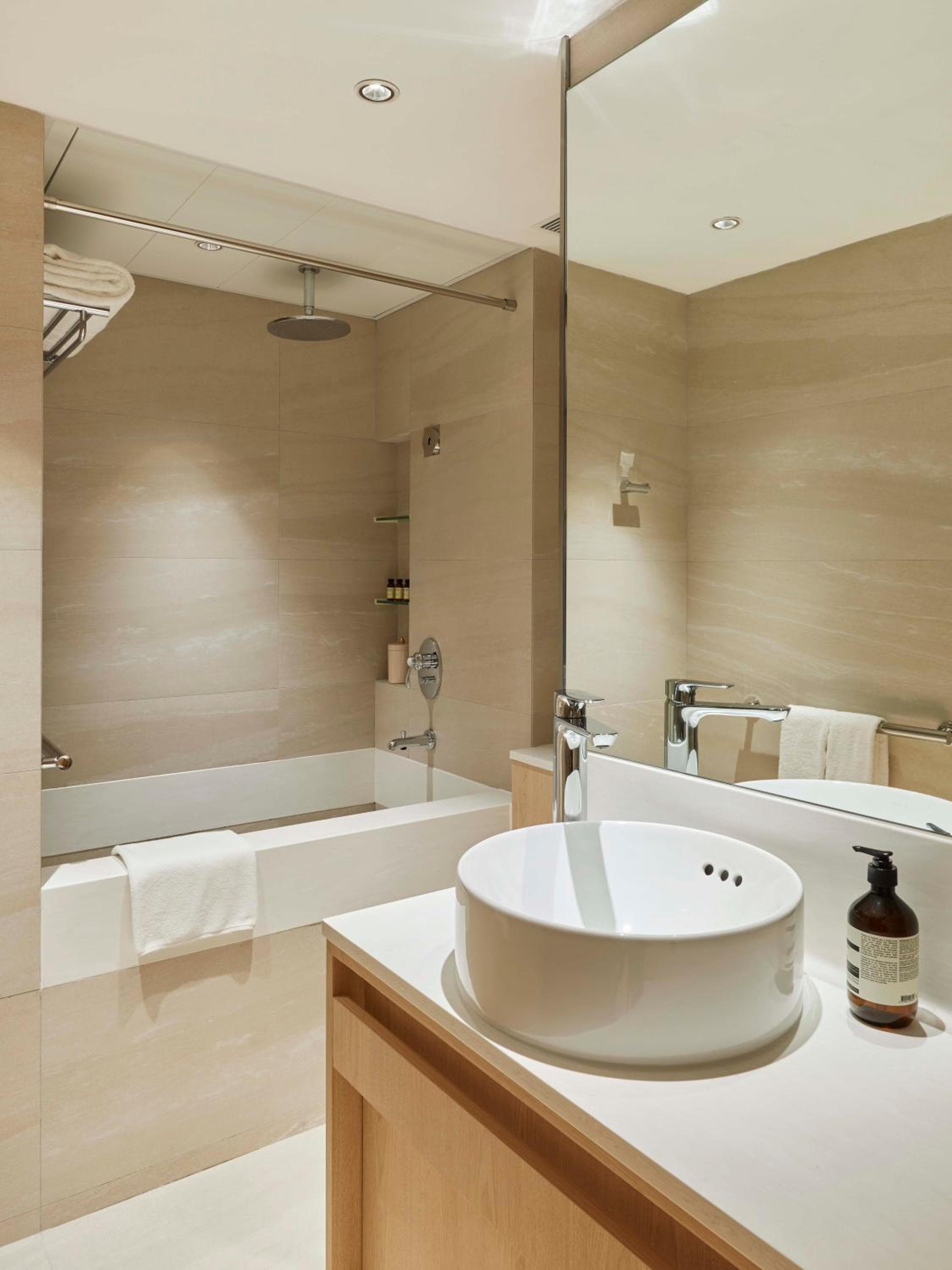 CM+酒店及服務式公寓 ( CM+ Hotels and Serviced Apartments )