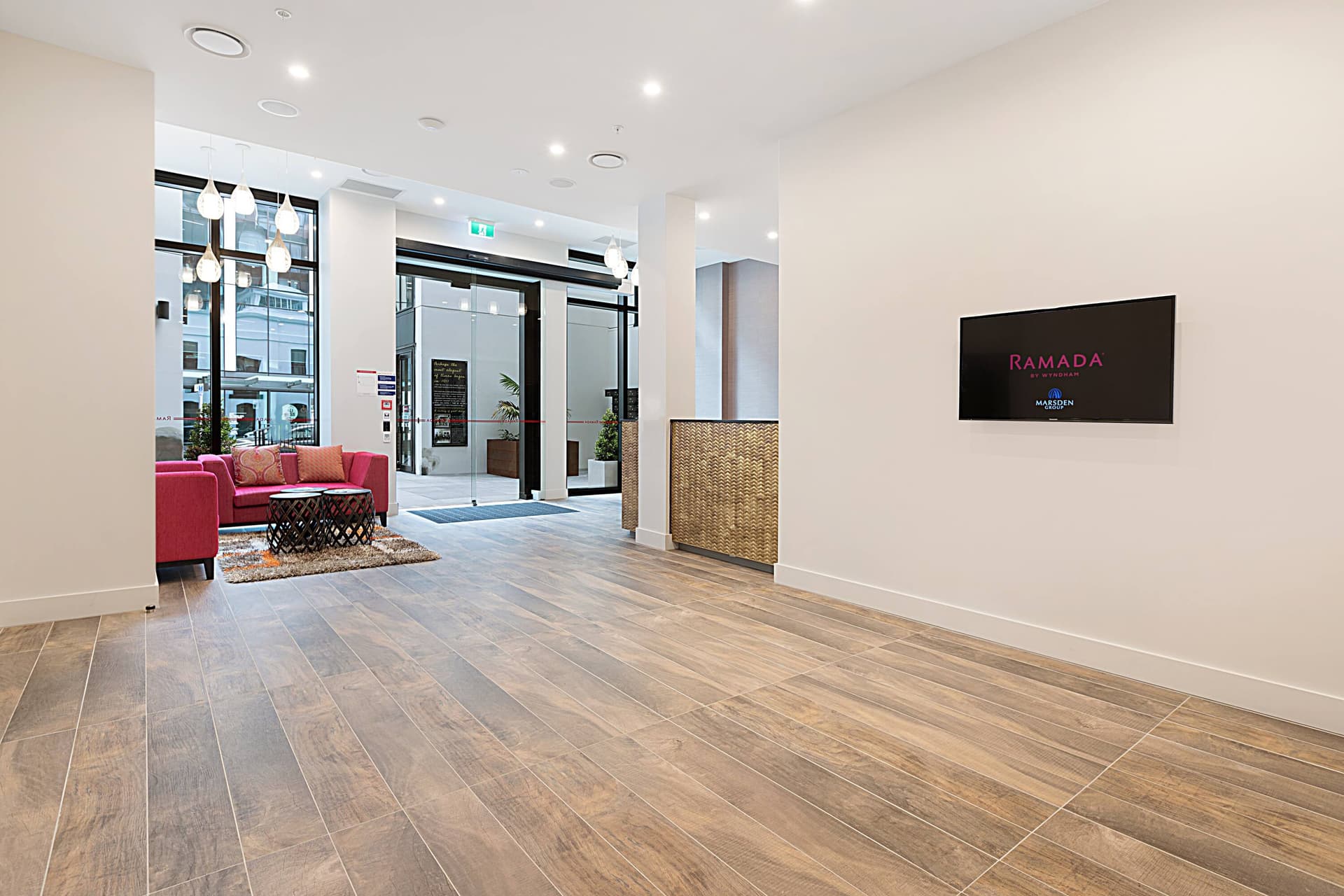 Ramada Suites Victoria Street West