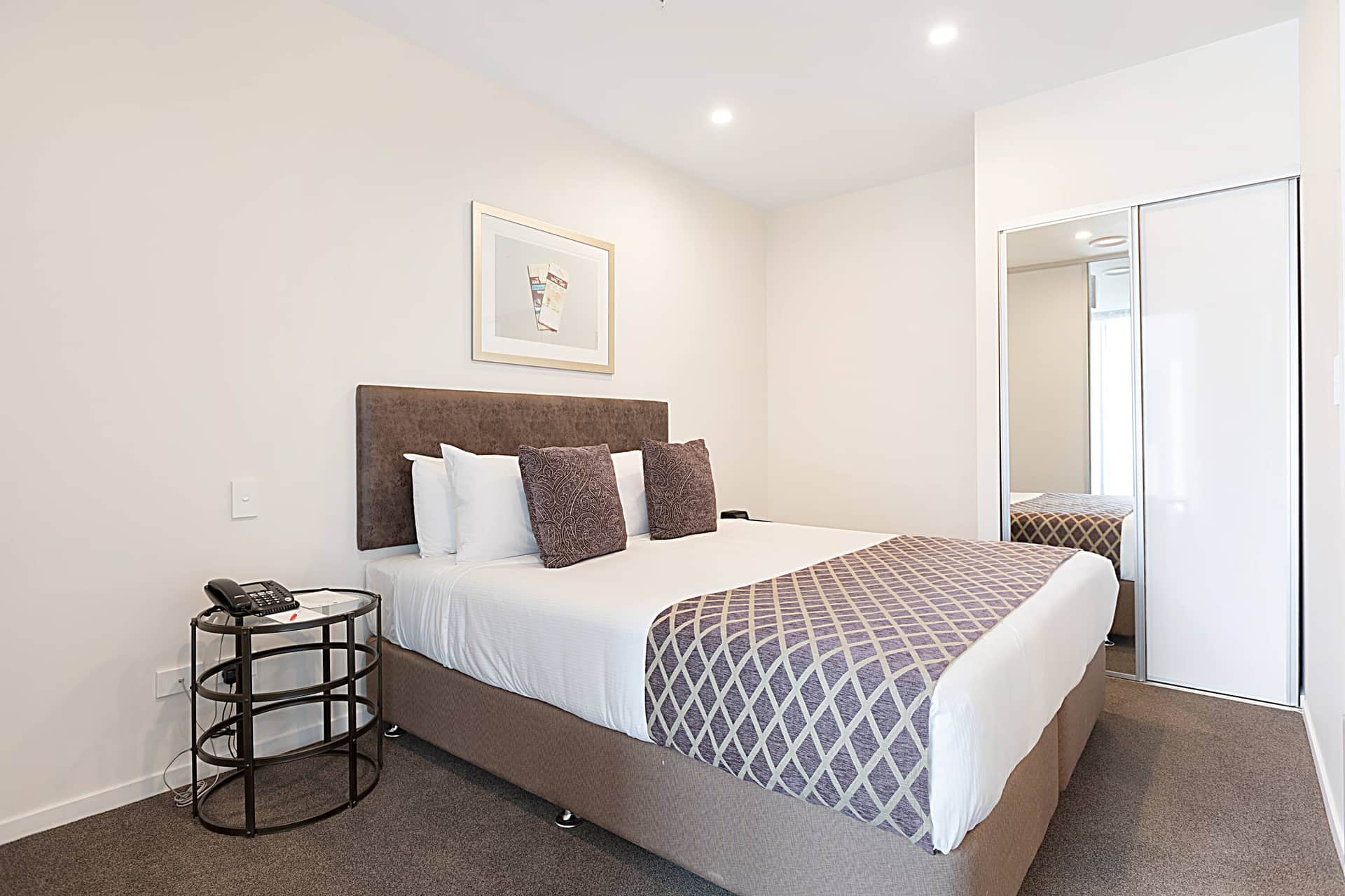 Ramada Suites Victoria Street West