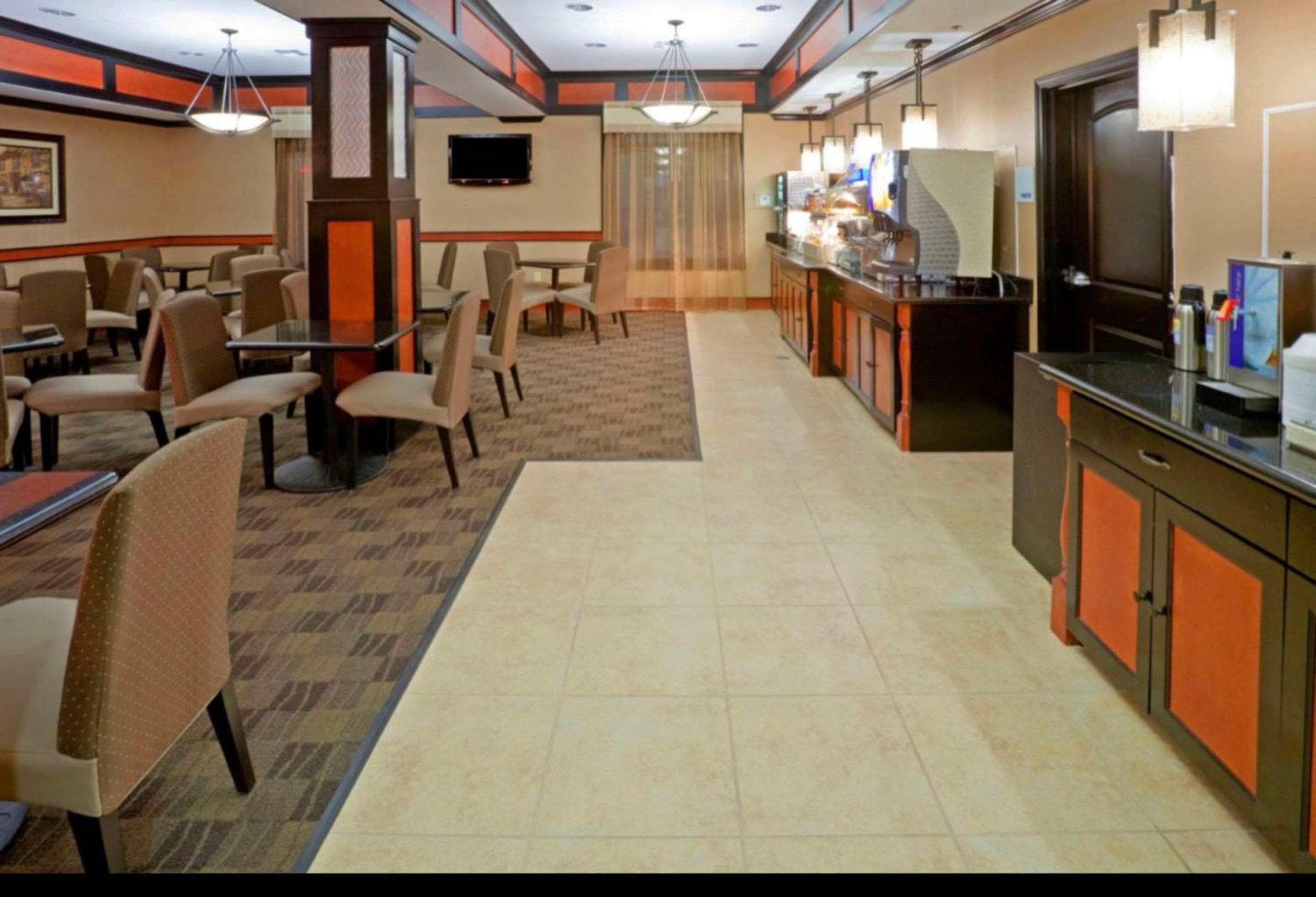 Comfort Inn & Suites Dallas Medical-Market Center