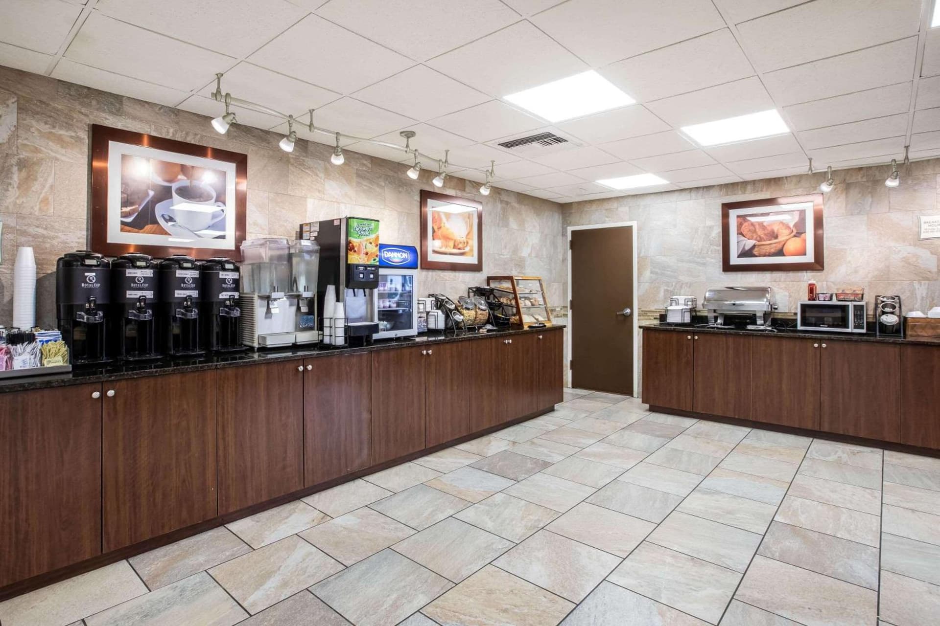La Quinta Inn by Wyndham Davenport & Conference Center