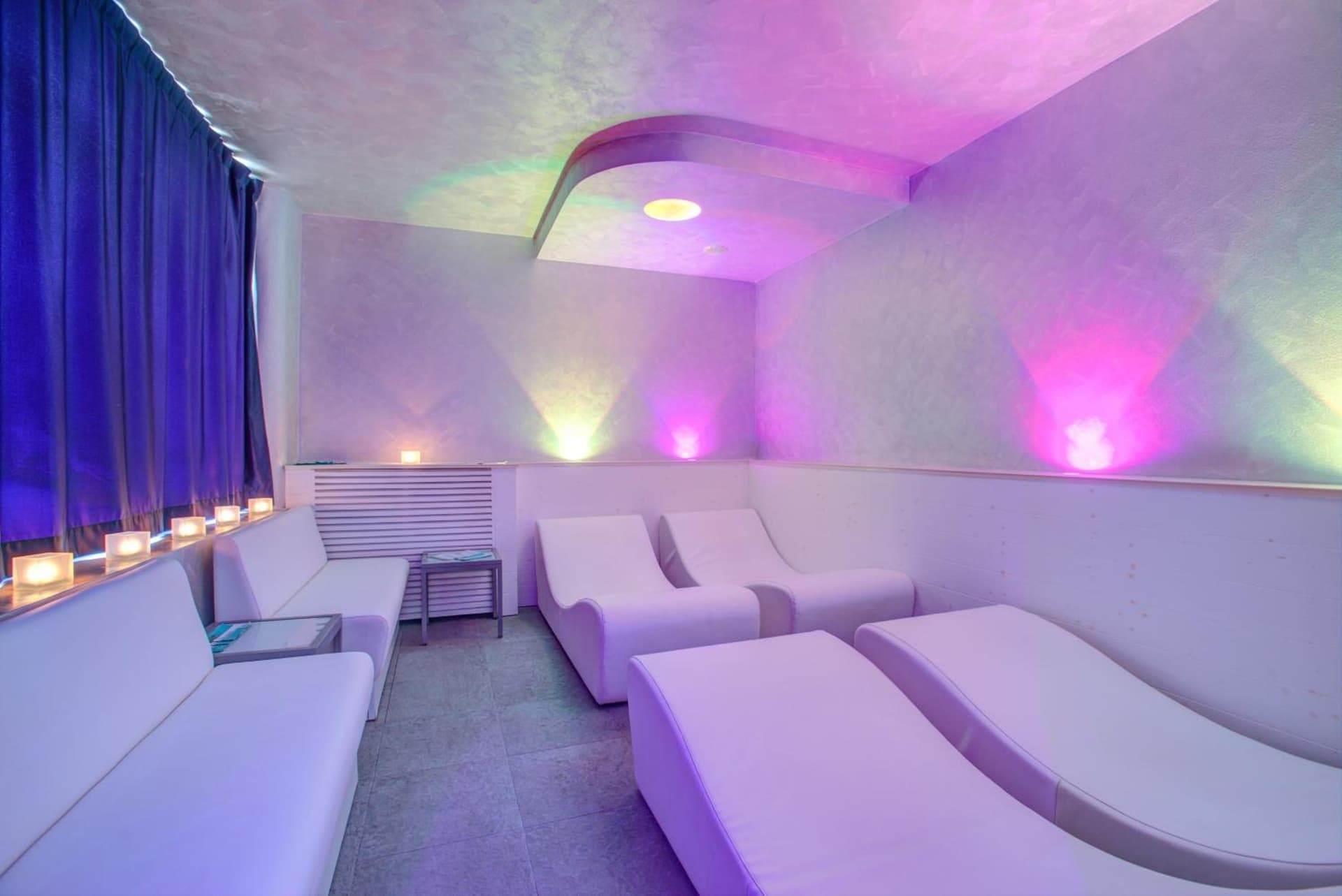 Ferretti Beach Hotel
