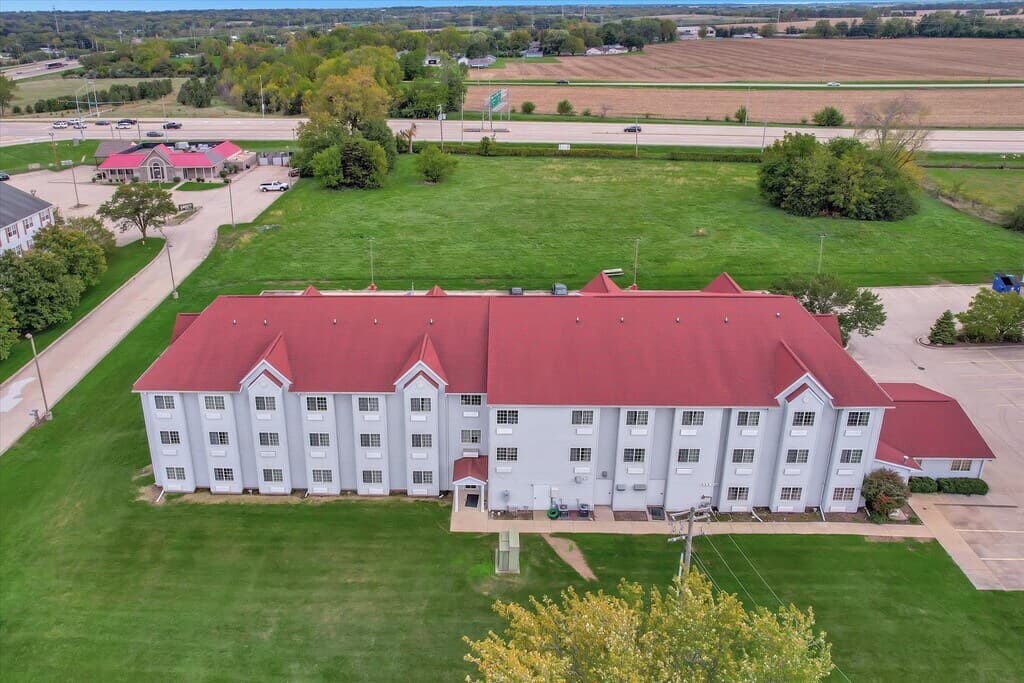 Ramada Limited by Wyndham, Bloomington I-55 & I-74 IL