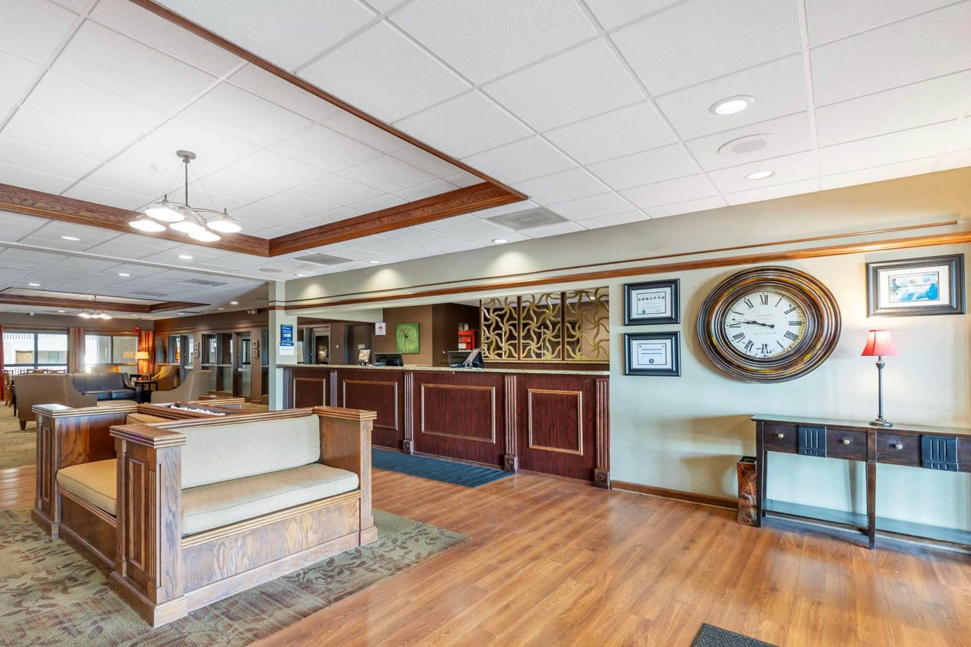 Best Western Plus Steeplegate Inn
