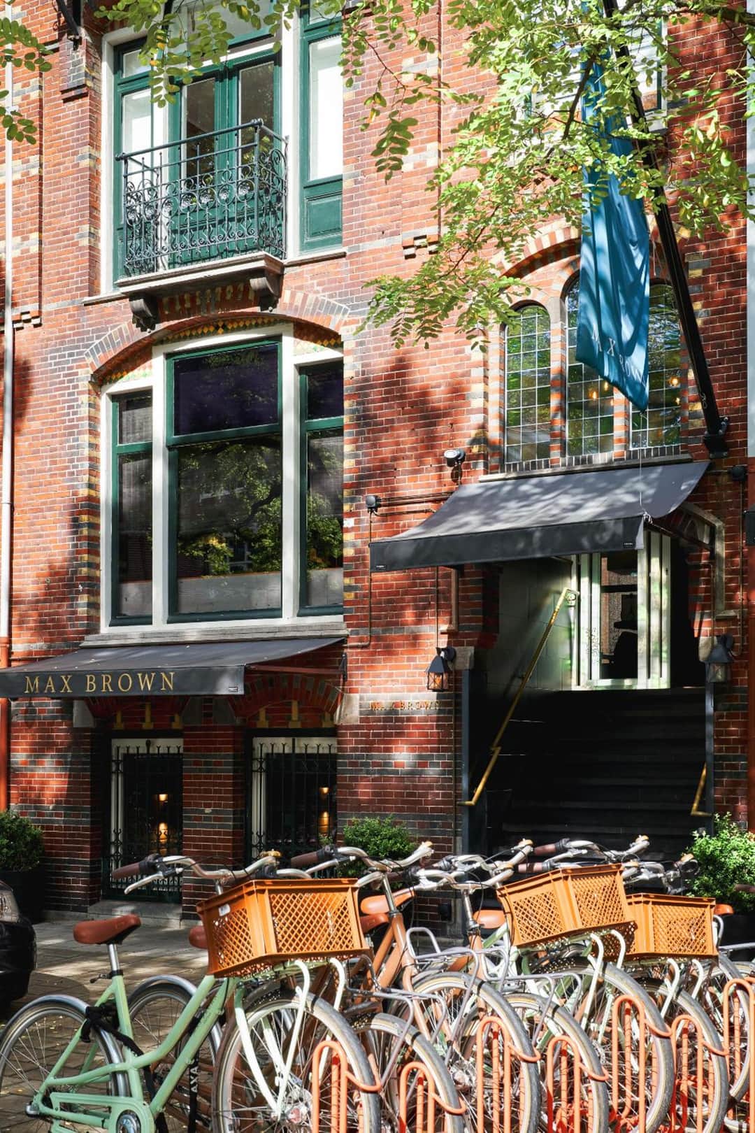 Max Brown Museum Square