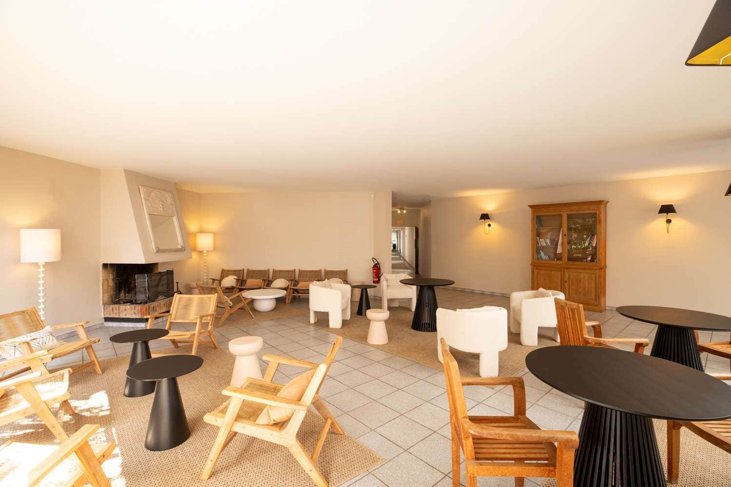 Golden Tulip Avignon Le Paradou