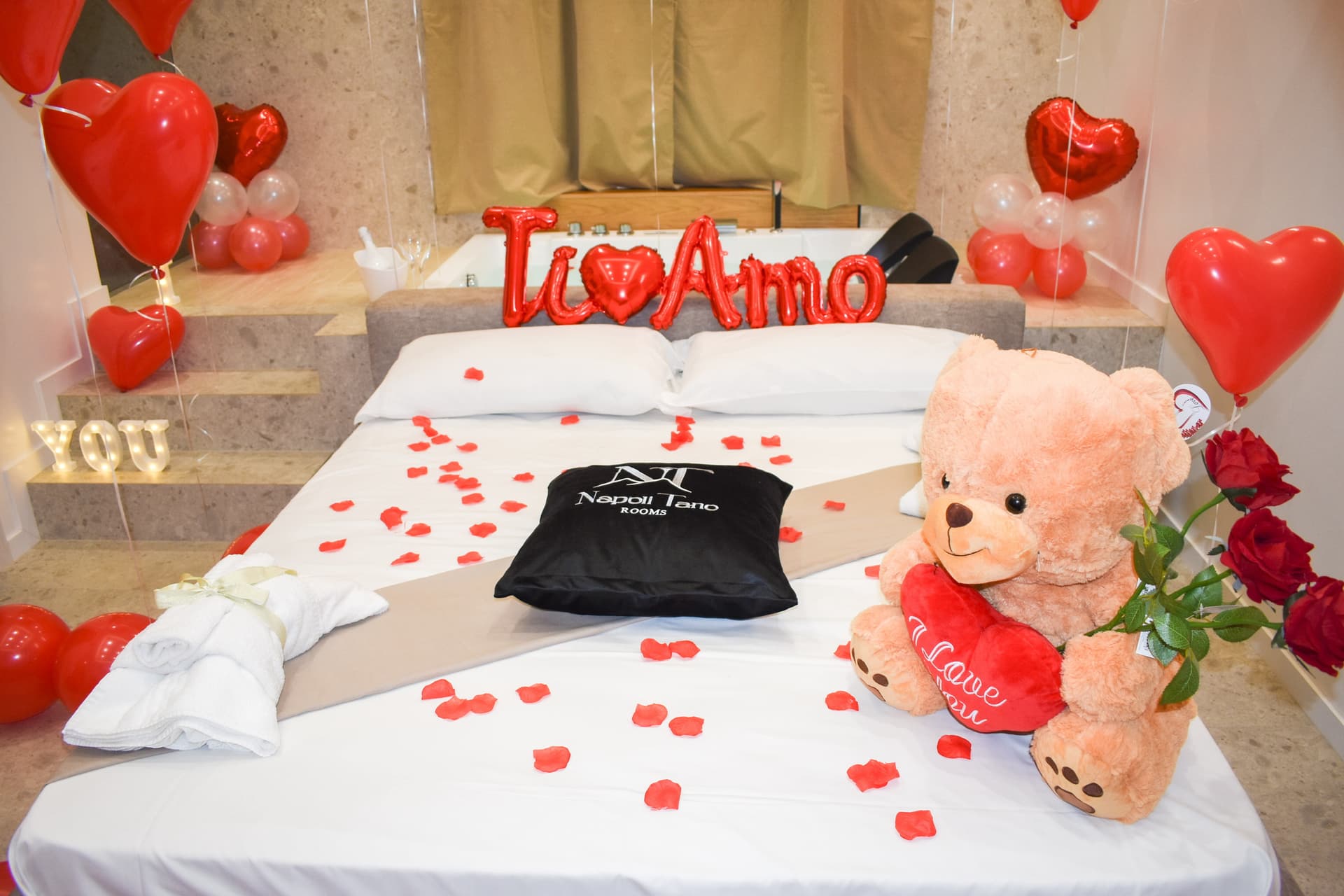 Napolitano Rooms