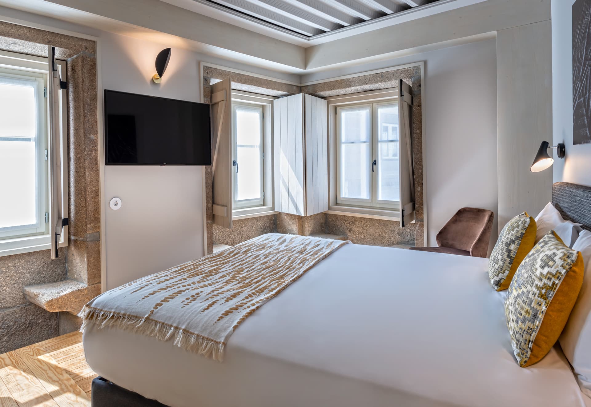 Porta Nova Collection House